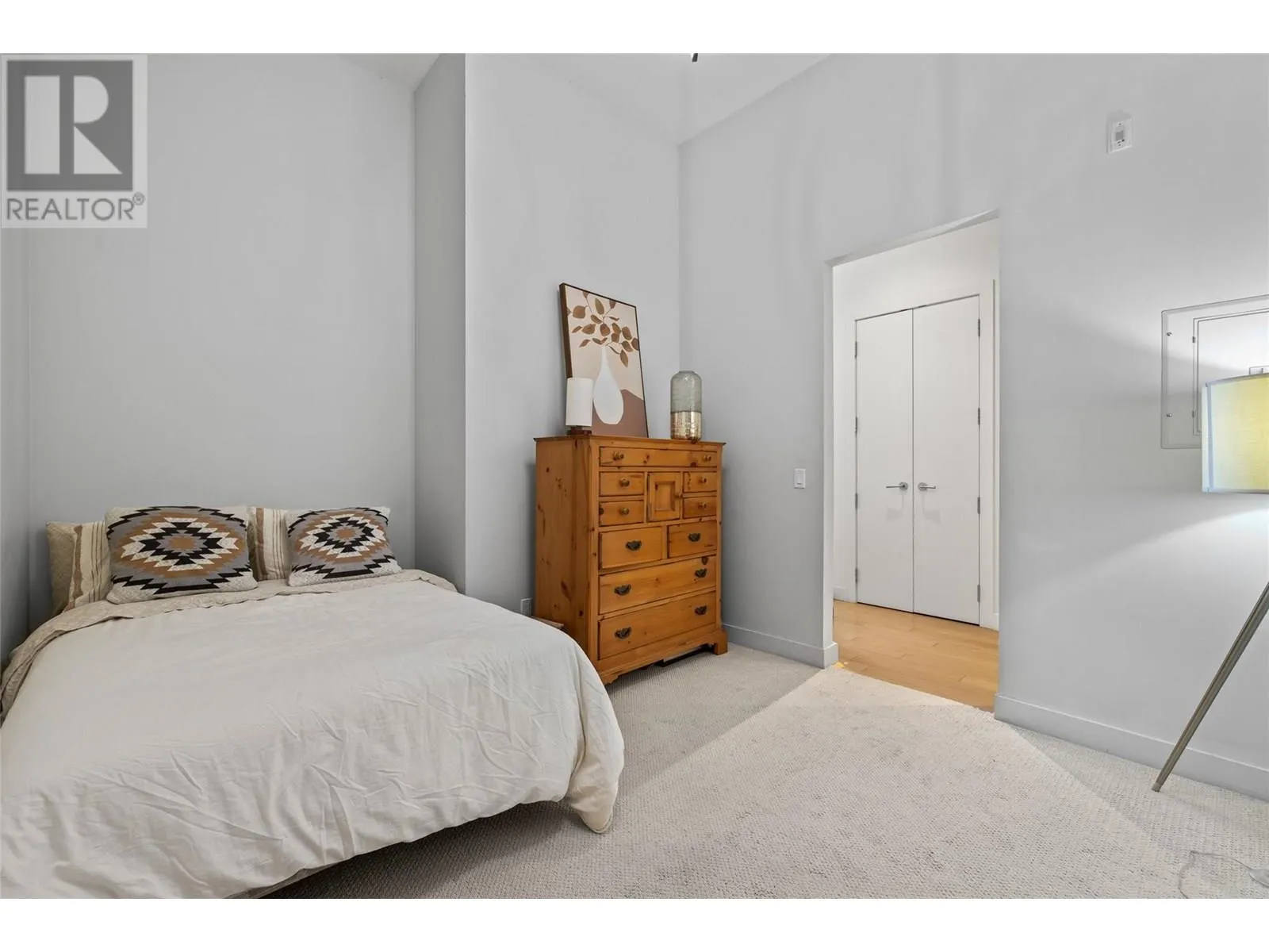 1495 Graham Street Unit# 406