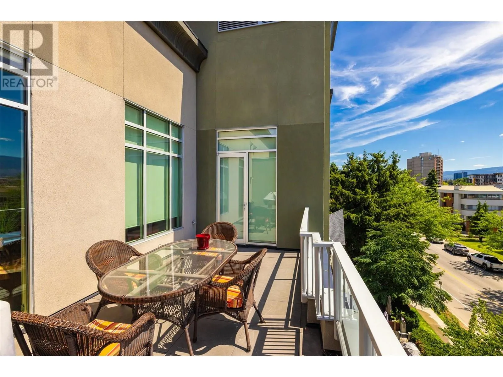 1495 Graham Street Unit# 406