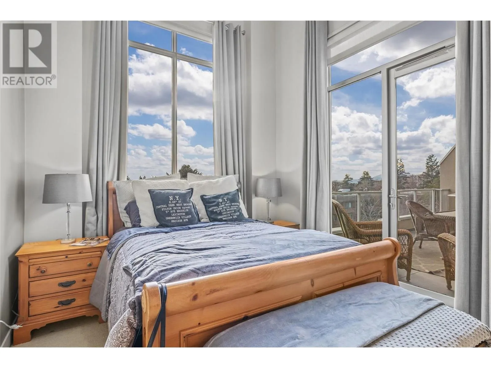 1495 Graham Street Unit# 406