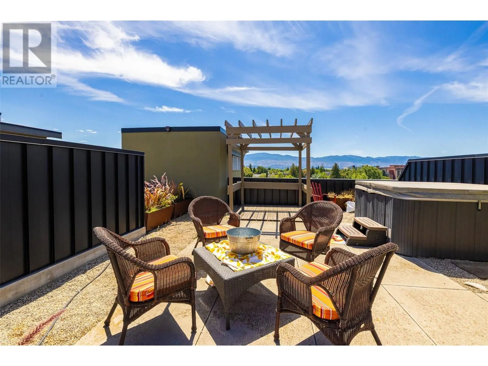 1495 Graham Street Unit# 406