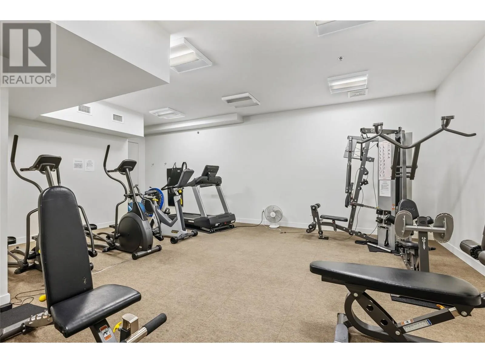 1495 Graham Street Unit# 406