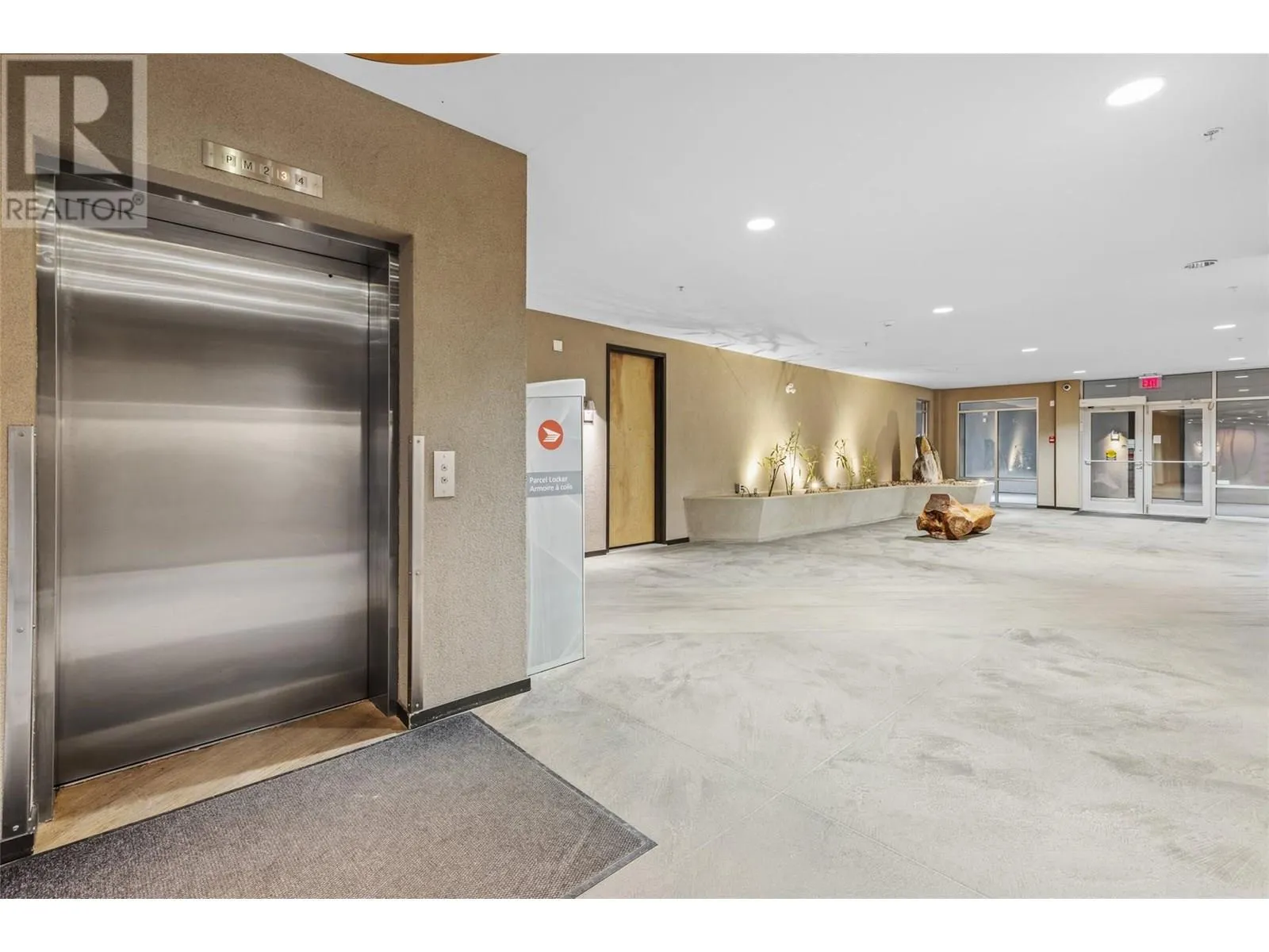 1495 Graham Street Unit# 406