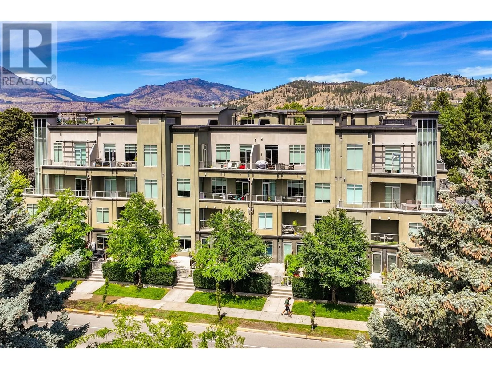 1495 Graham Street Unit# 406