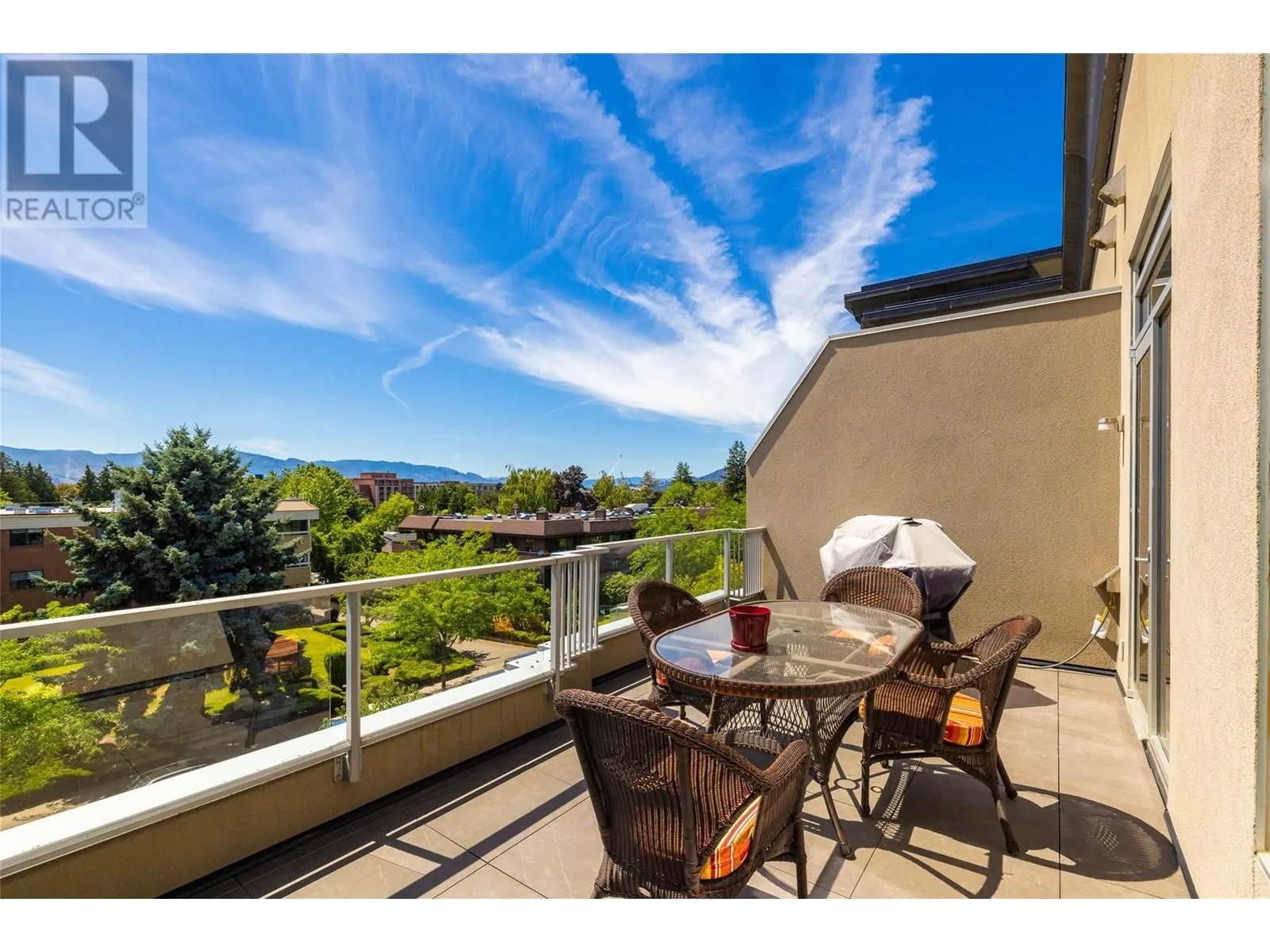 1495 Graham Street Unit# 406
