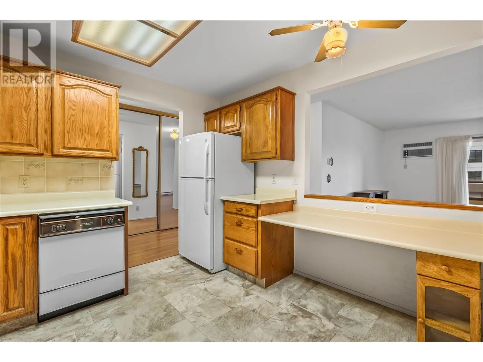 1610 Gordon Drive Unit# 207