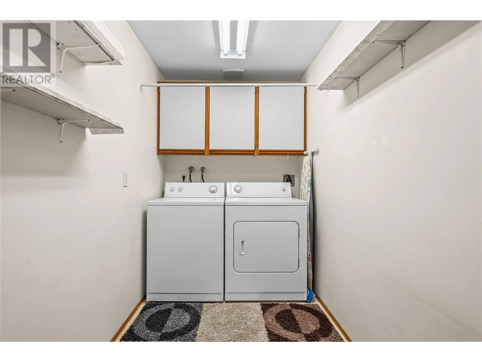1610 Gordon Drive Unit# 207