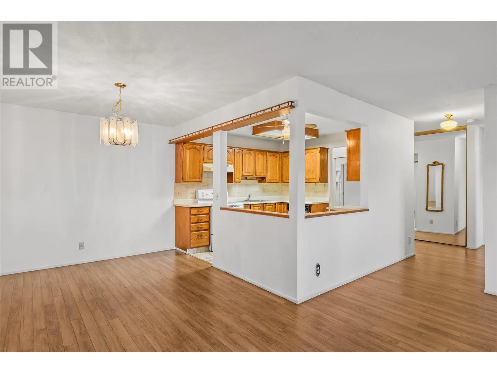 1610 Gordon Drive Unit# 207