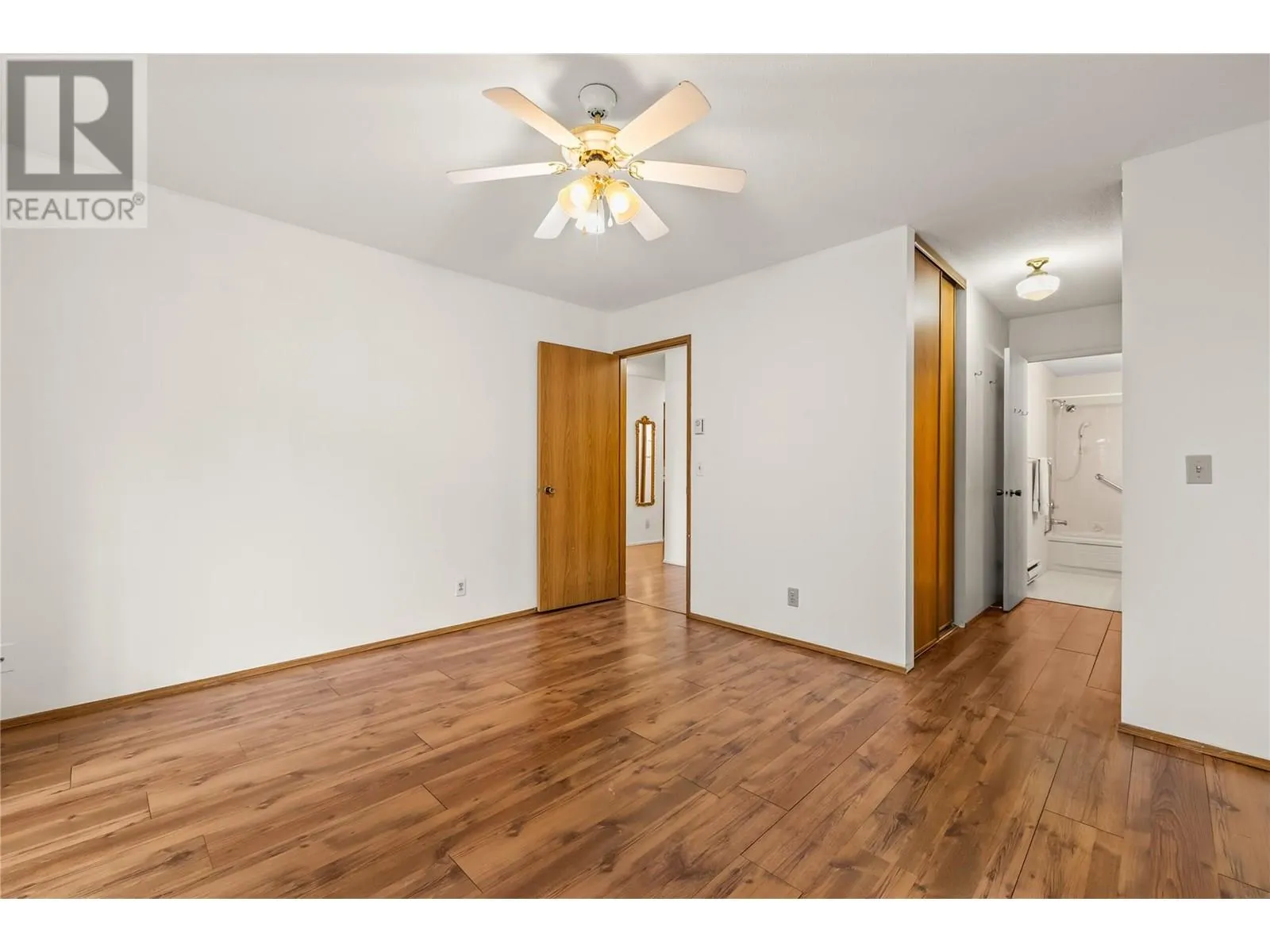 1610 Gordon Drive Unit# 207