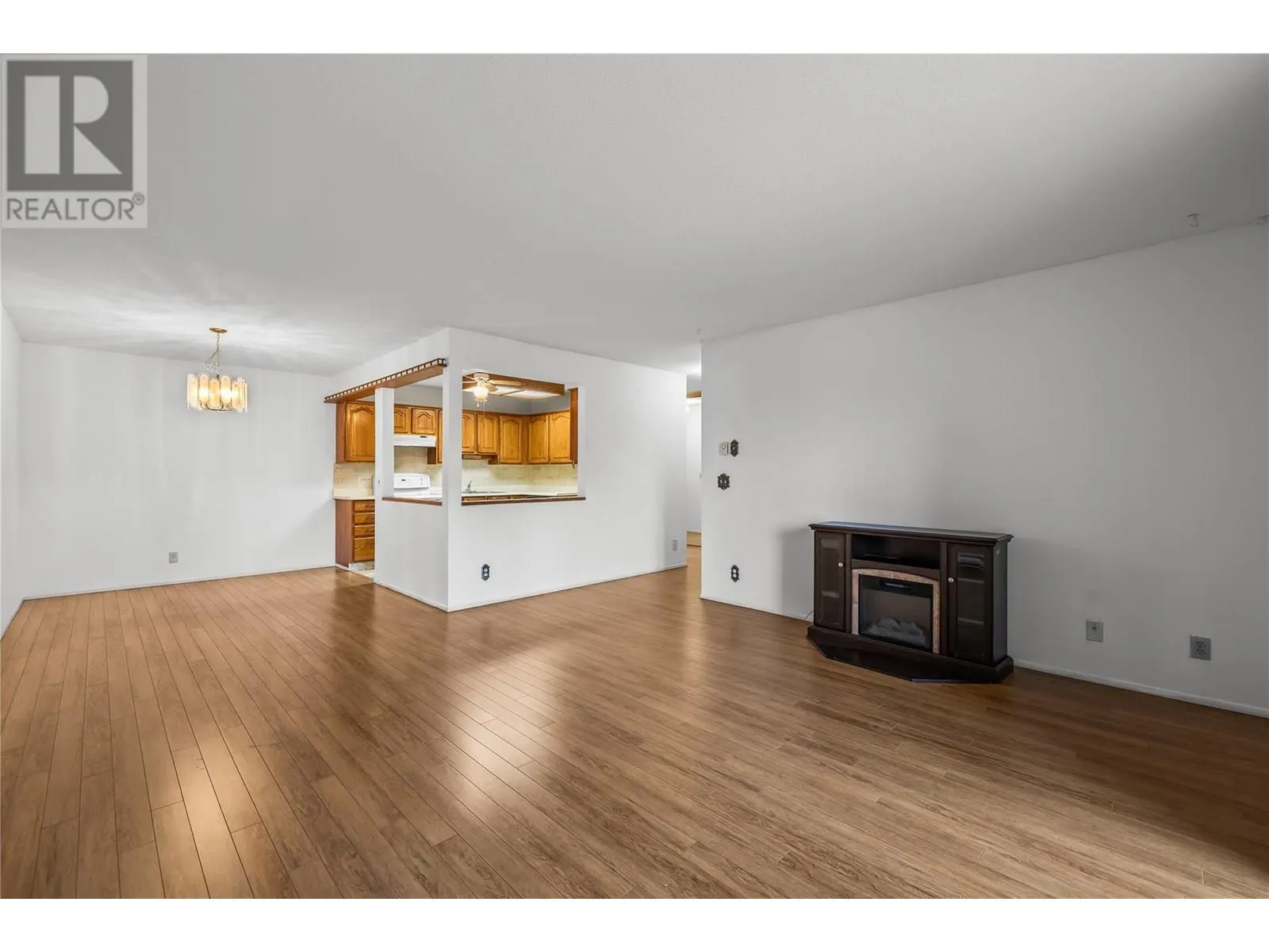 1610 Gordon Drive Unit# 207