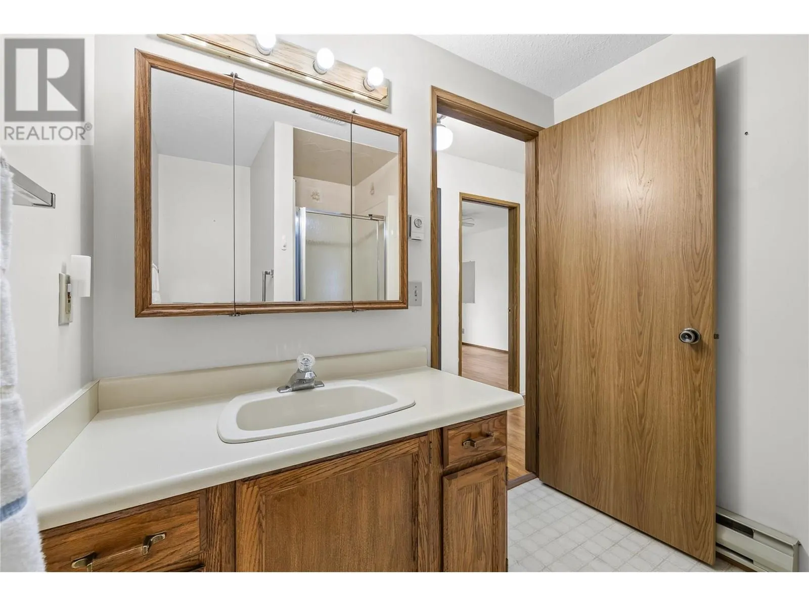 1610 Gordon Drive Unit# 207