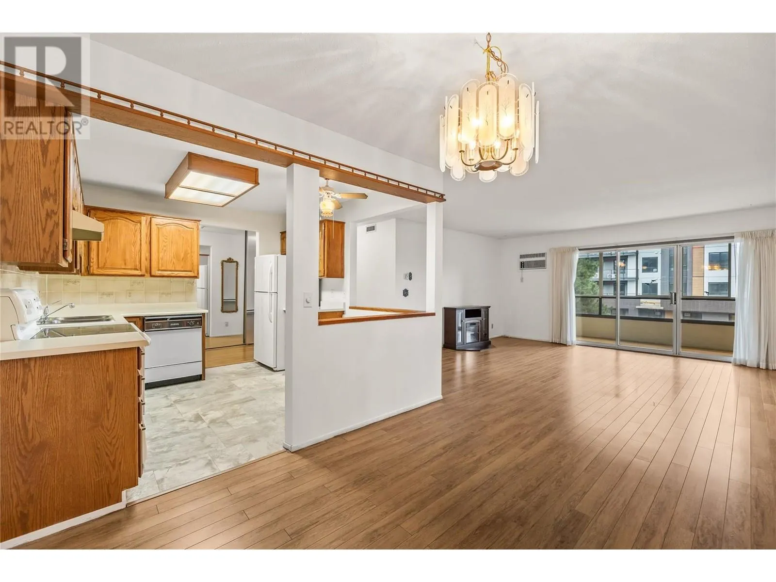 1610 Gordon Drive Unit# 207