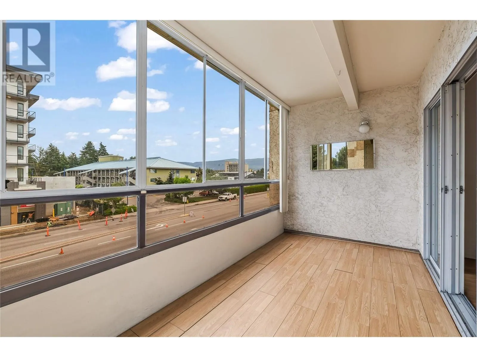 1610 Gordon Drive Unit# 207
