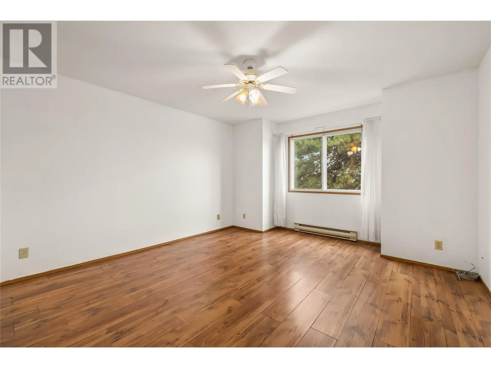 1610 Gordon Drive Unit# 207