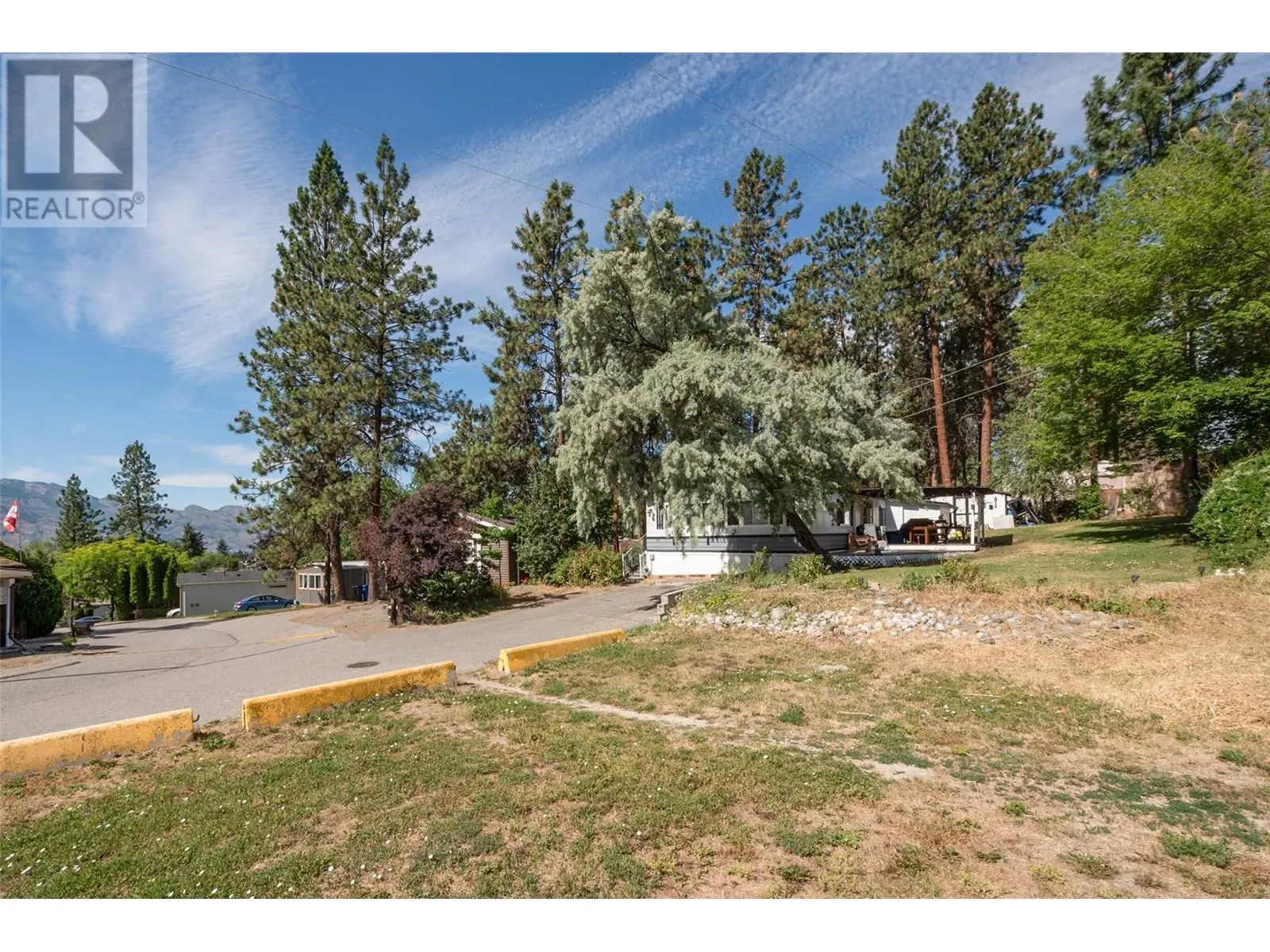 1860 Boucherie Road Unit# 30