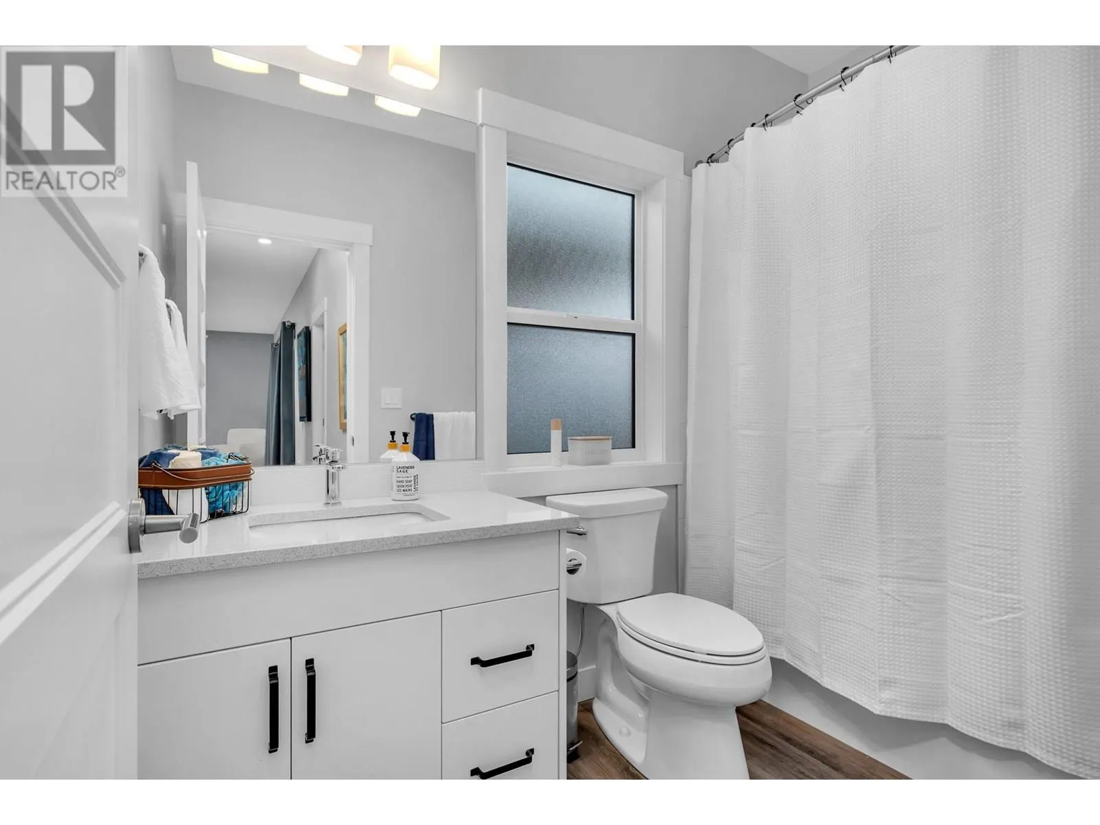 7760 Okanagan Landing Road Unit# 132