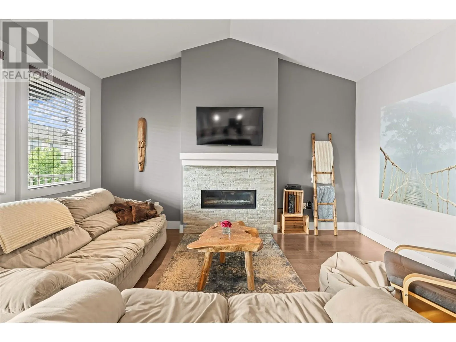 2364 Oglow Drive