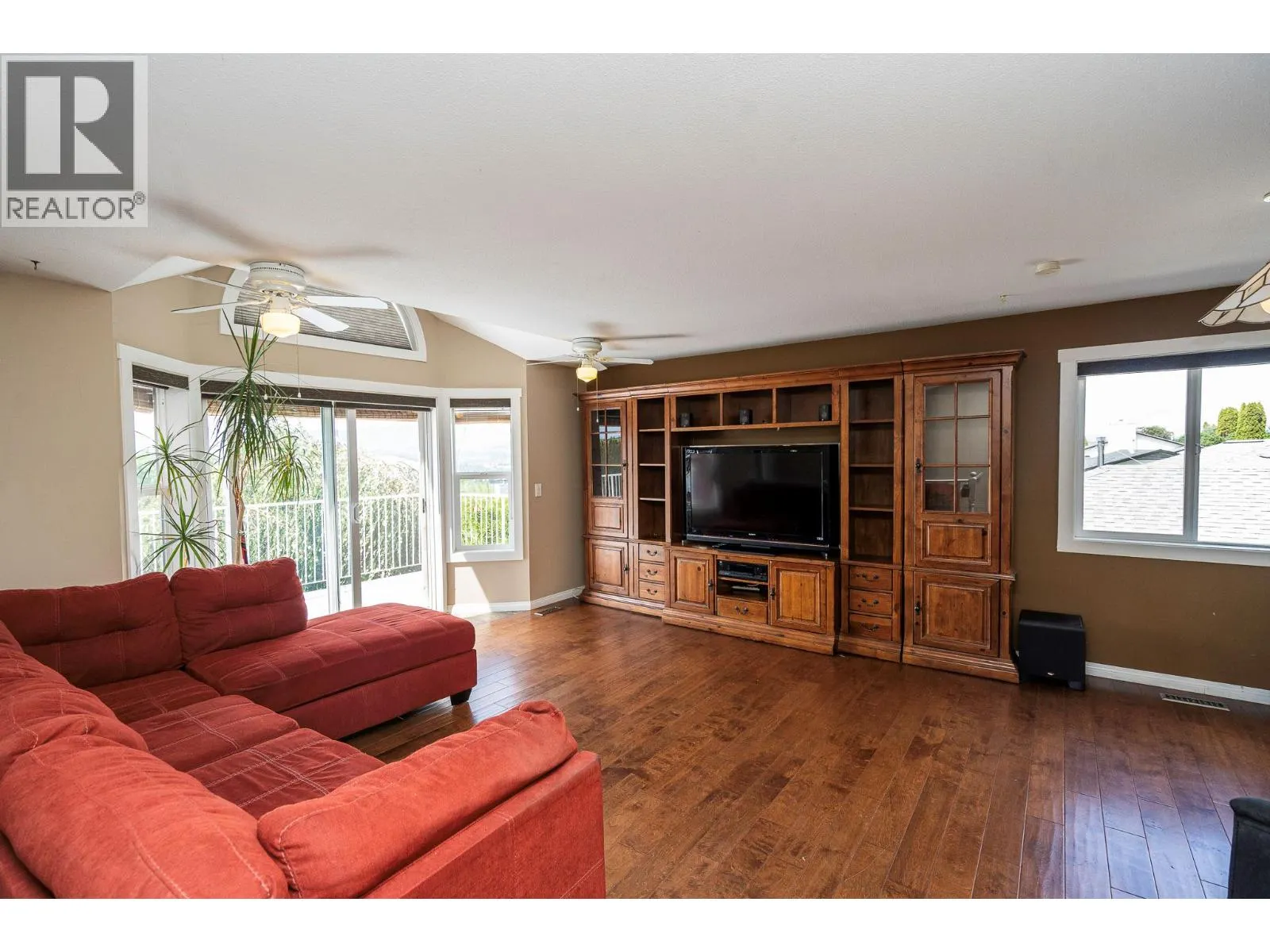 995 Sutcliffe Court
