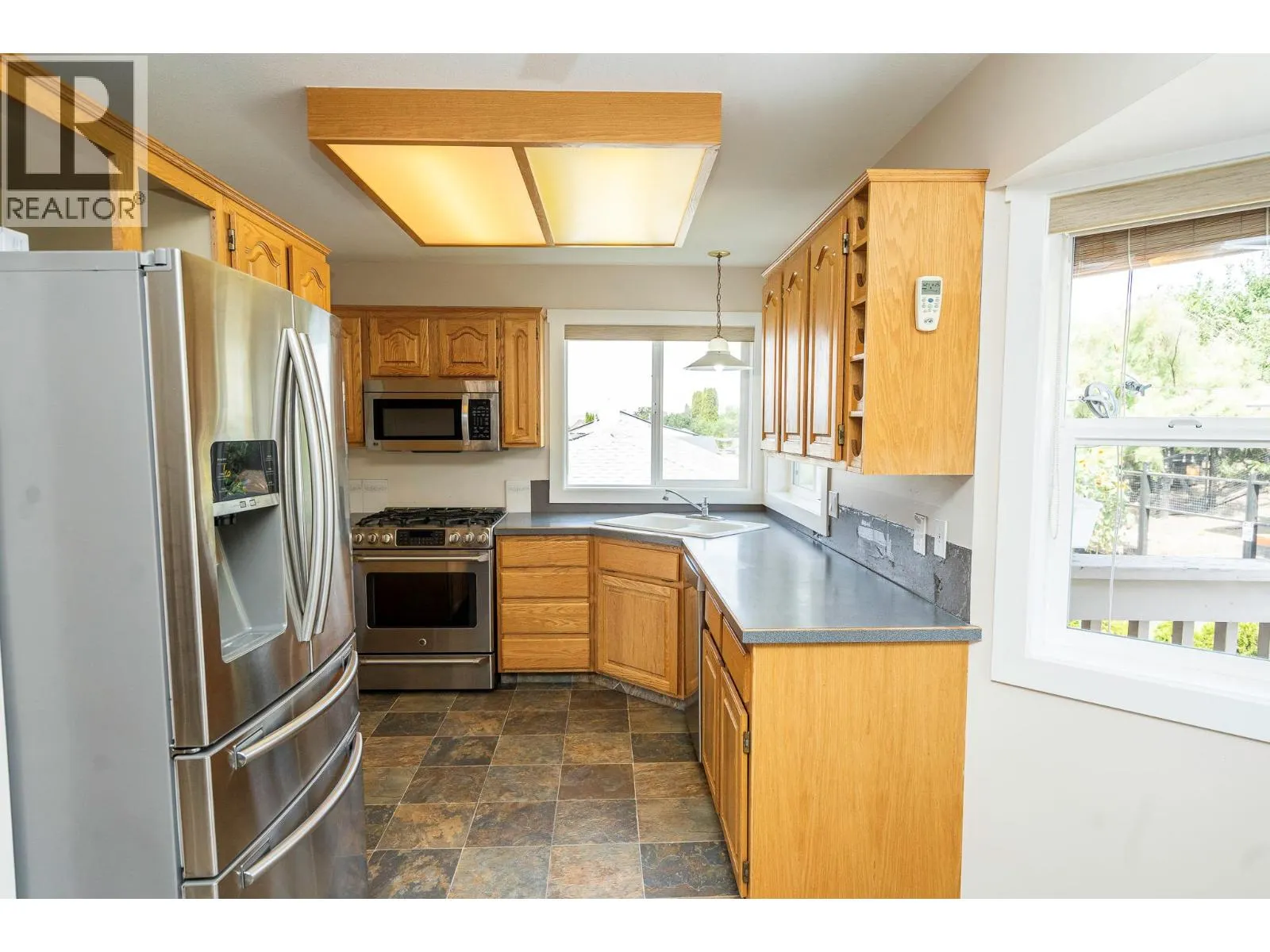 995 Sutcliffe Court