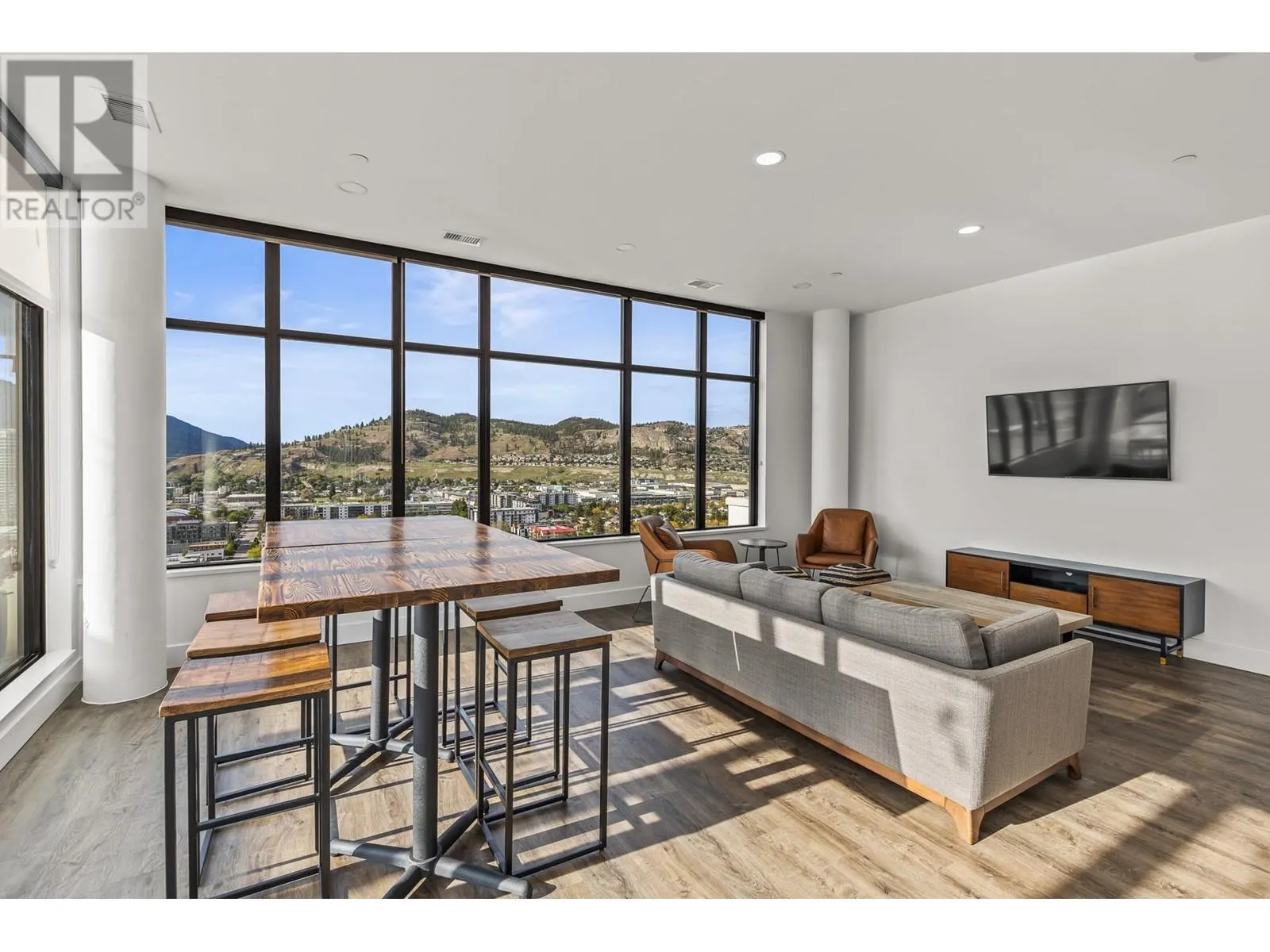 1471 St Paul Street Unit# 1007