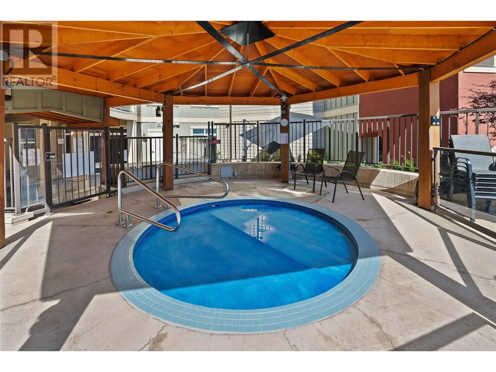 3865 Truswell Road Unit# 204