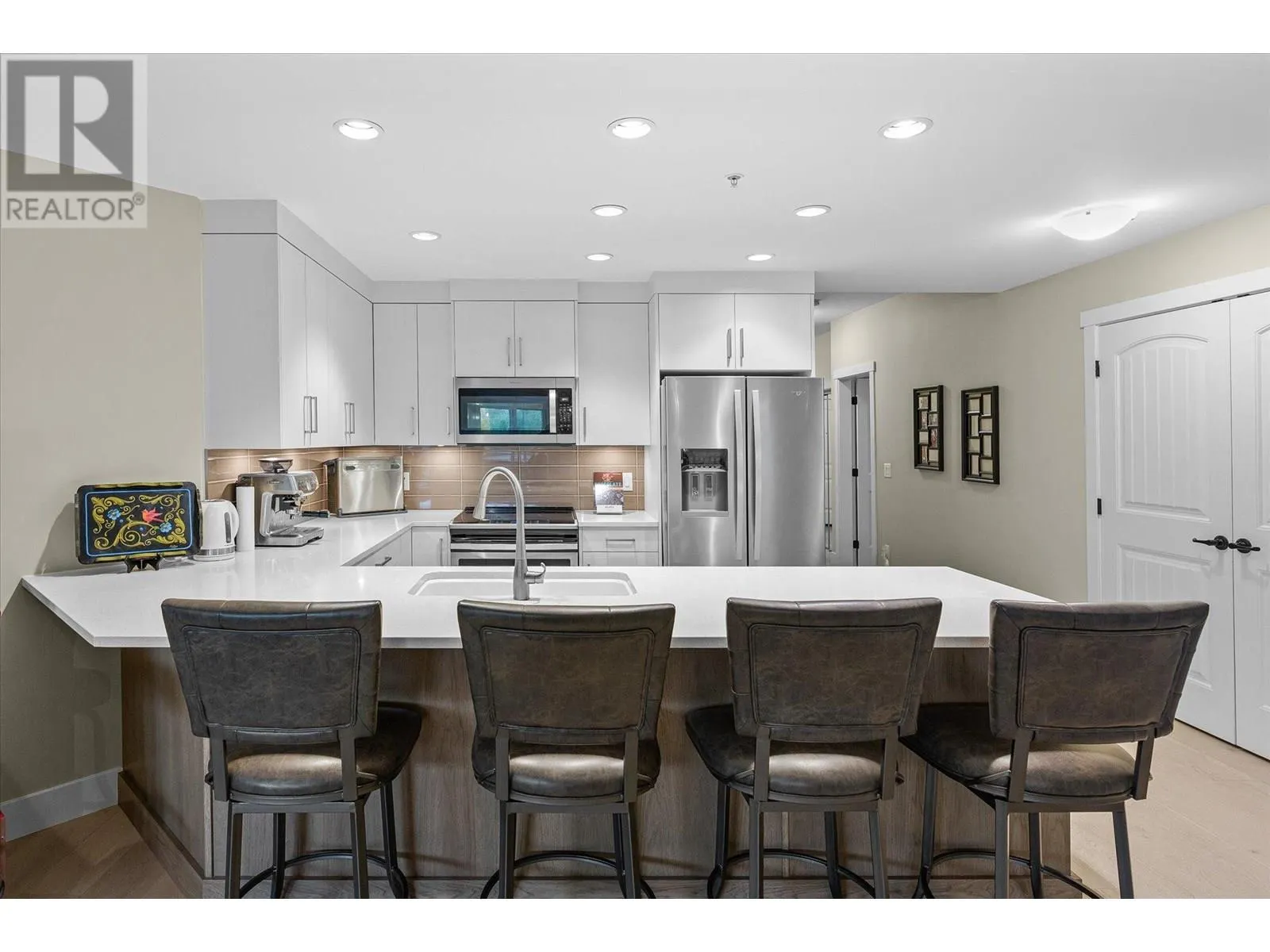 3865 Truswell Road Unit# 204