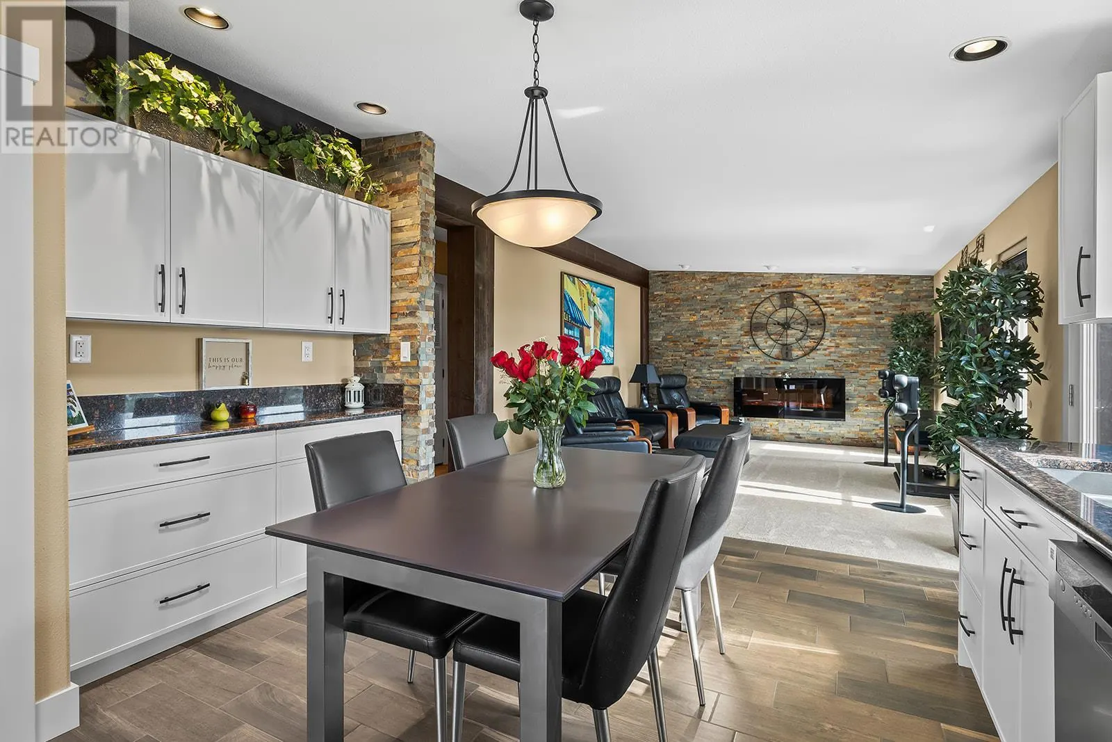 1750 Lenz Road Unit# 103