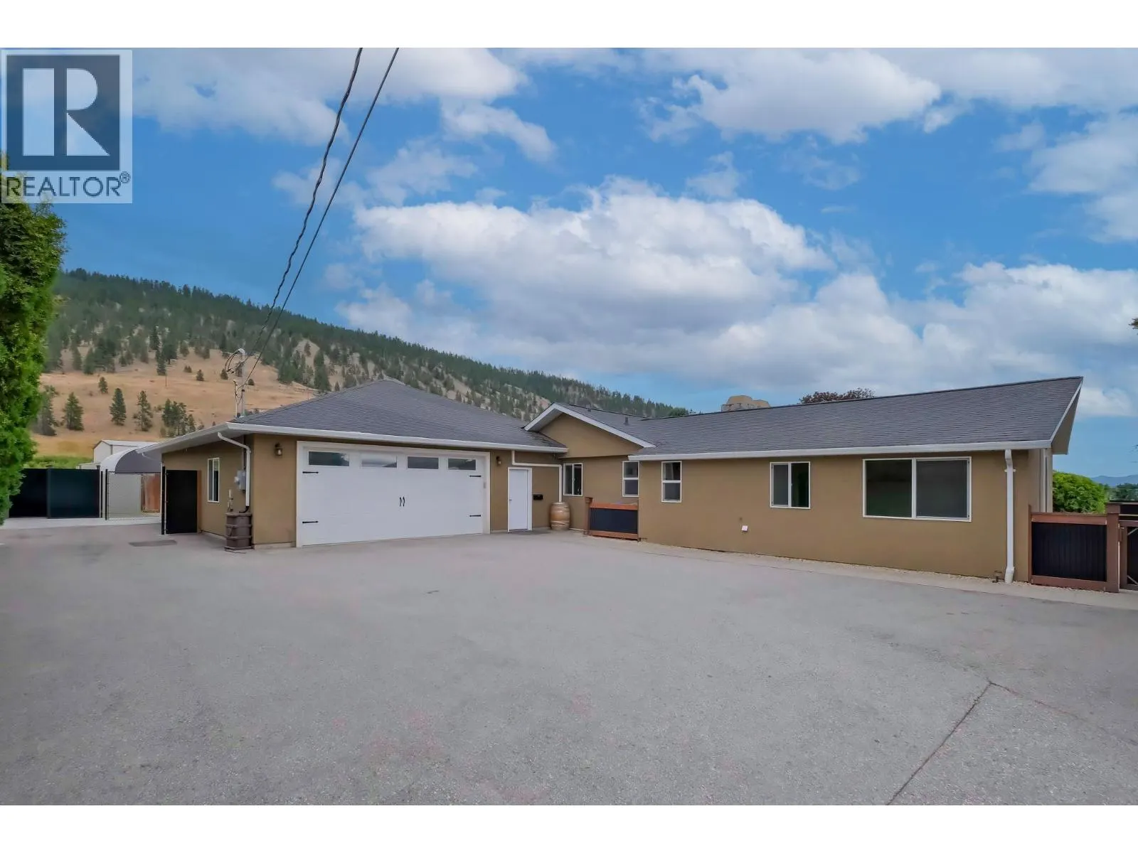 260 Upper Bench Road North