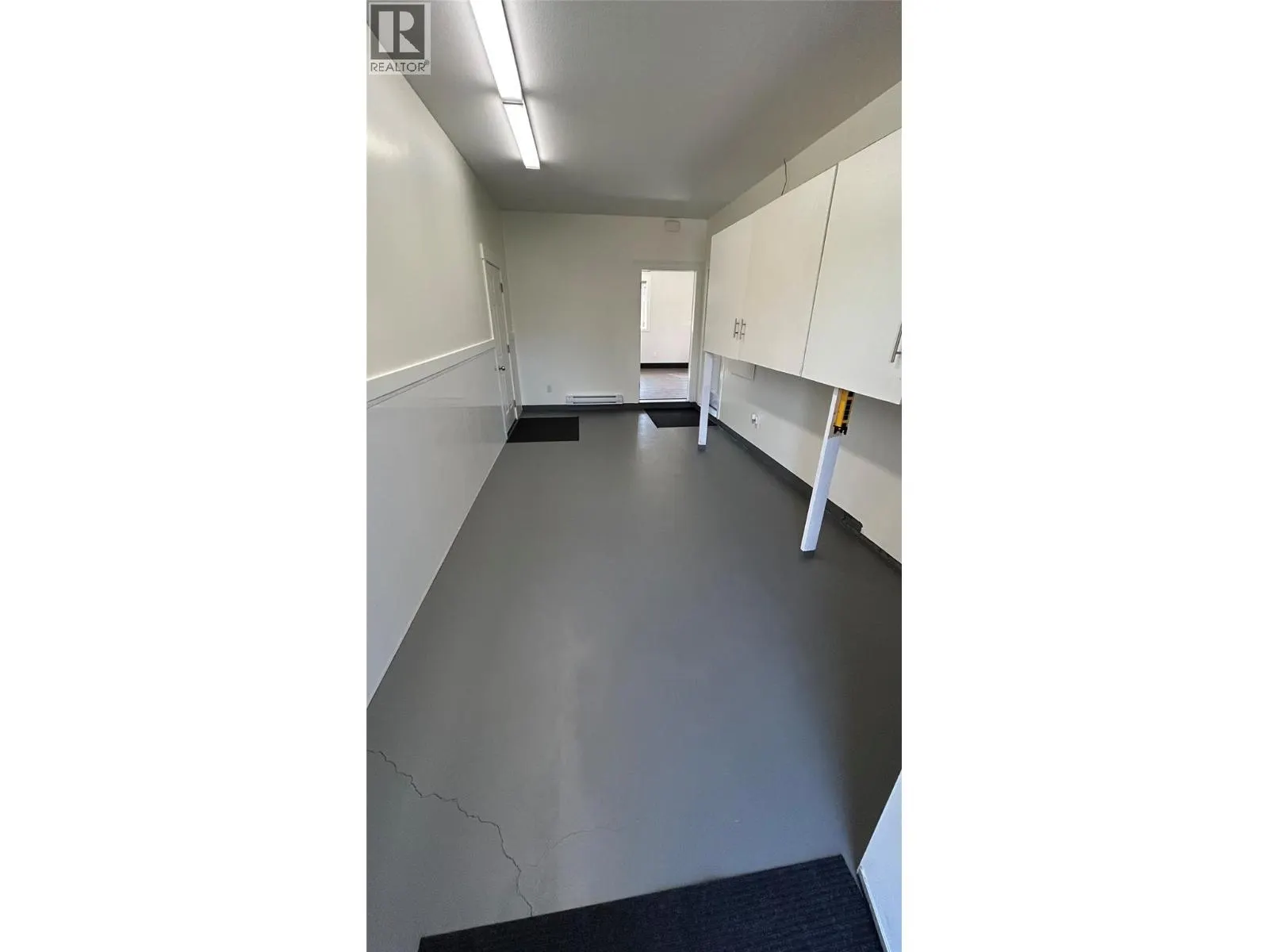 260 Upper Bench Road North