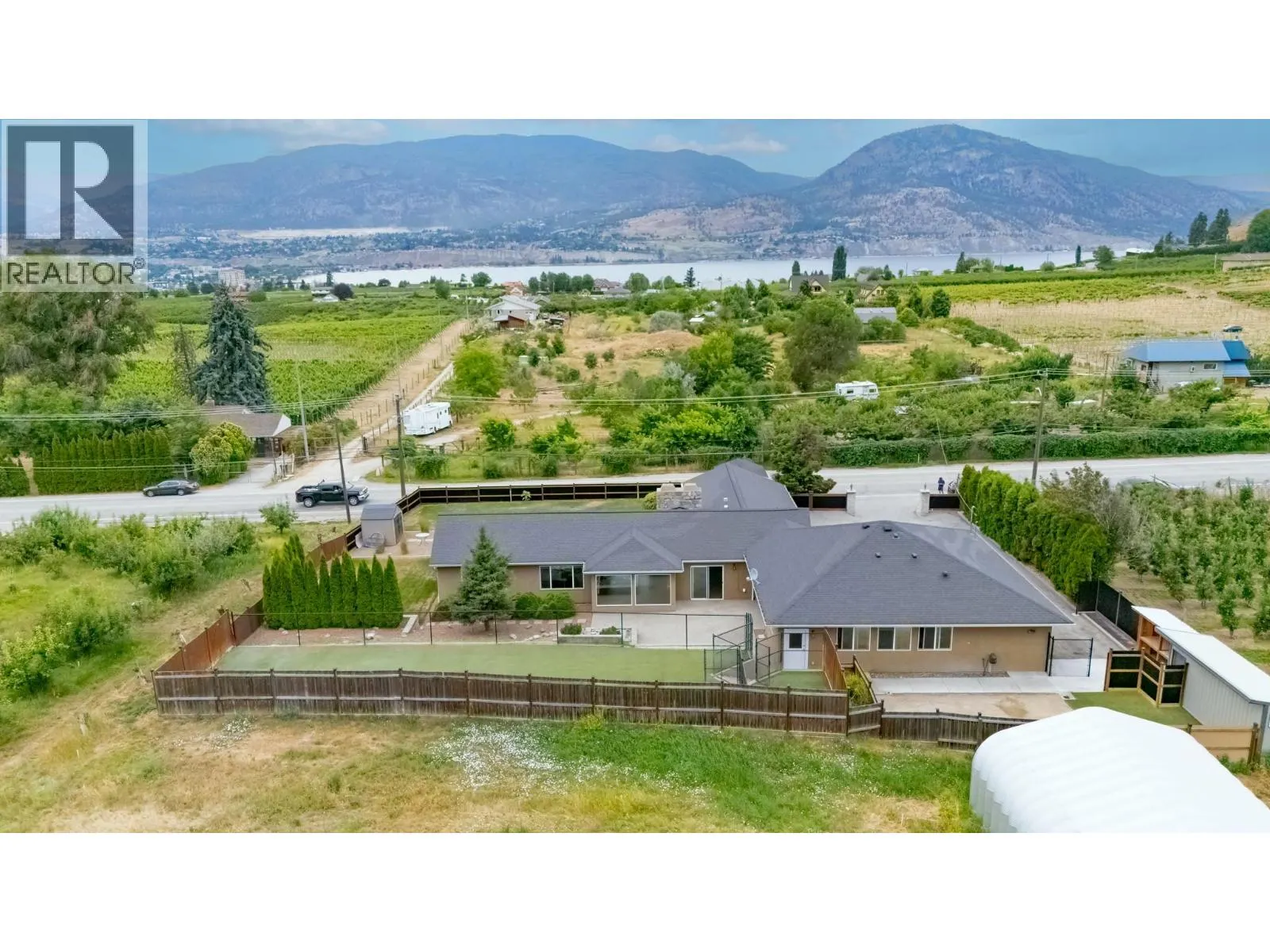 260 Upper Bench Road North