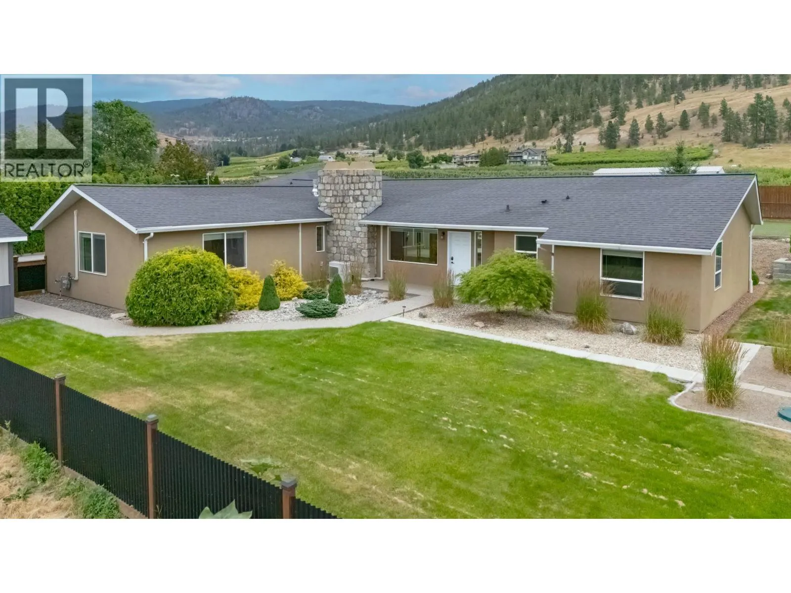 260 Upper Bench Road North