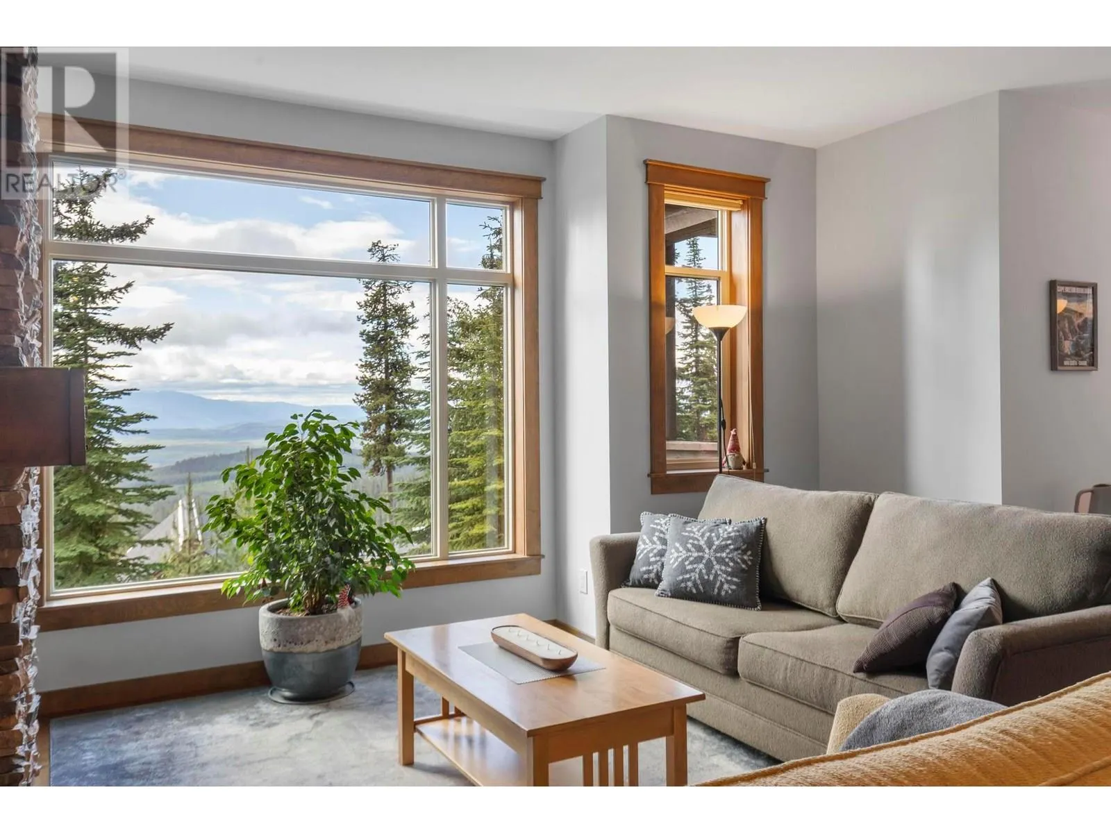 5895 Snow Pines Way Unit# 1