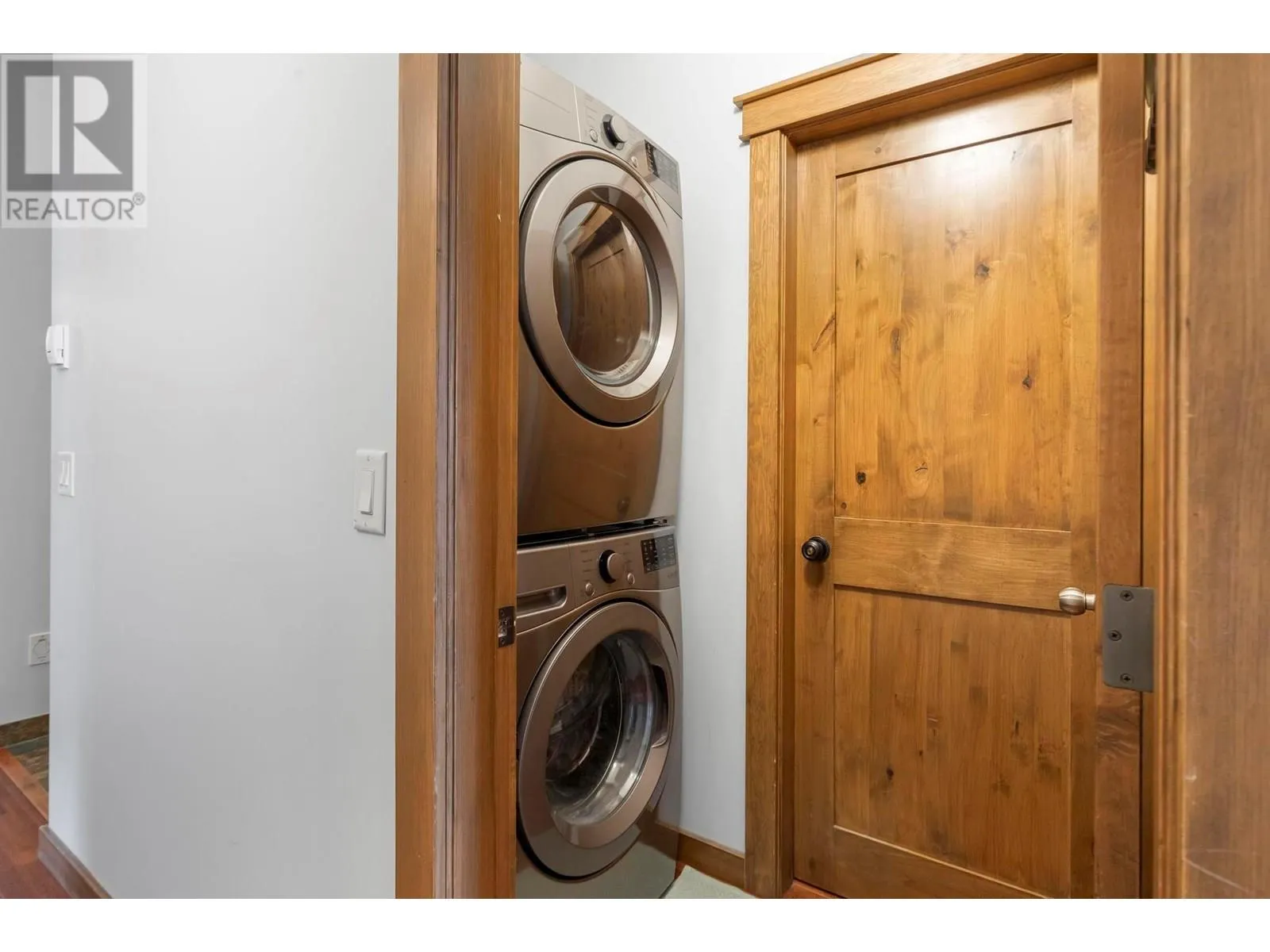 5895 Snow Pines Way Unit# 1