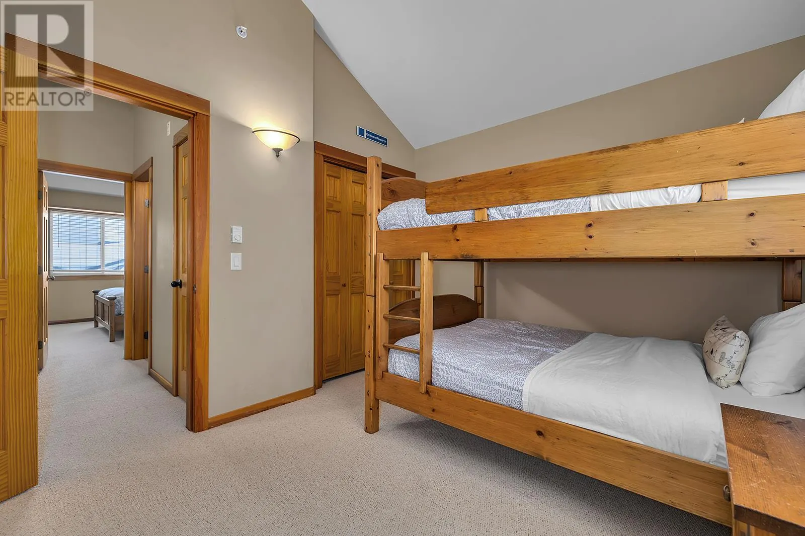 5015 Snowbird Way Unit# 28