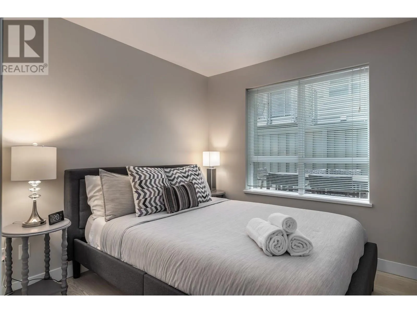1093 Sunset Drive Unit# 105