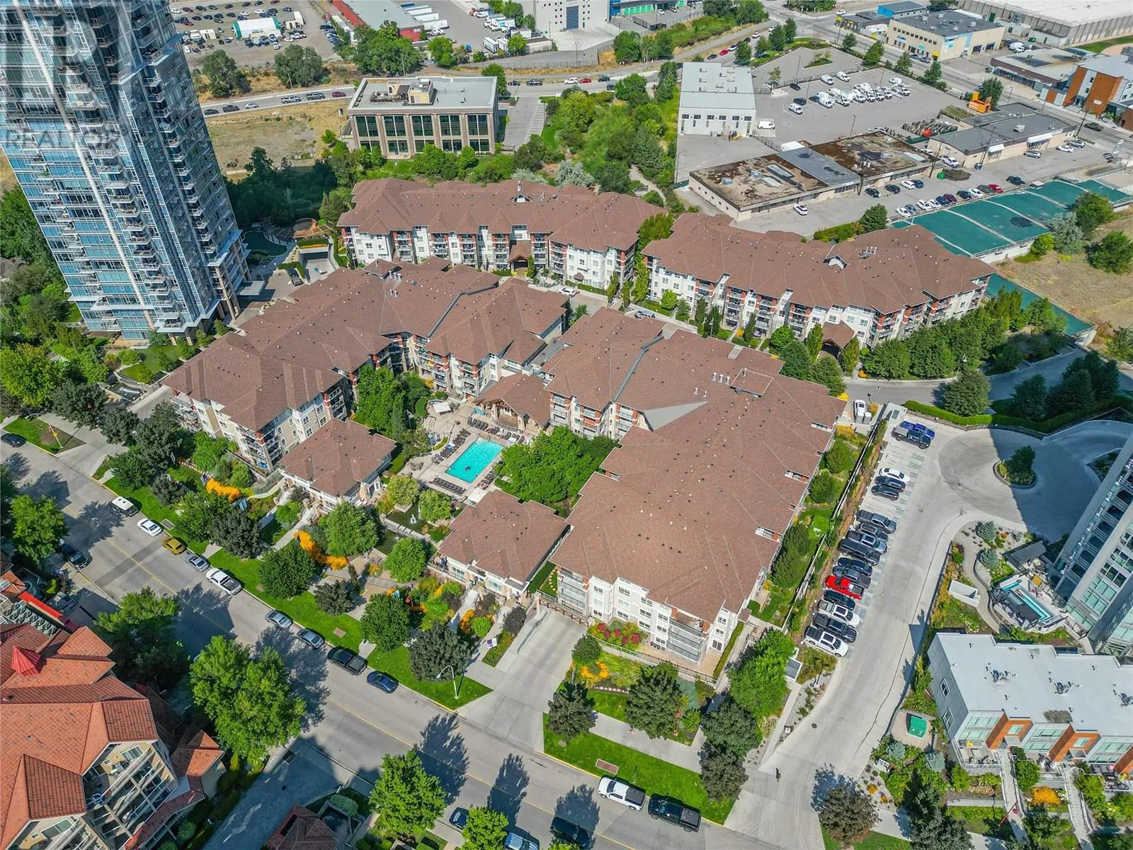 1093 Sunset Drive Unit# 105