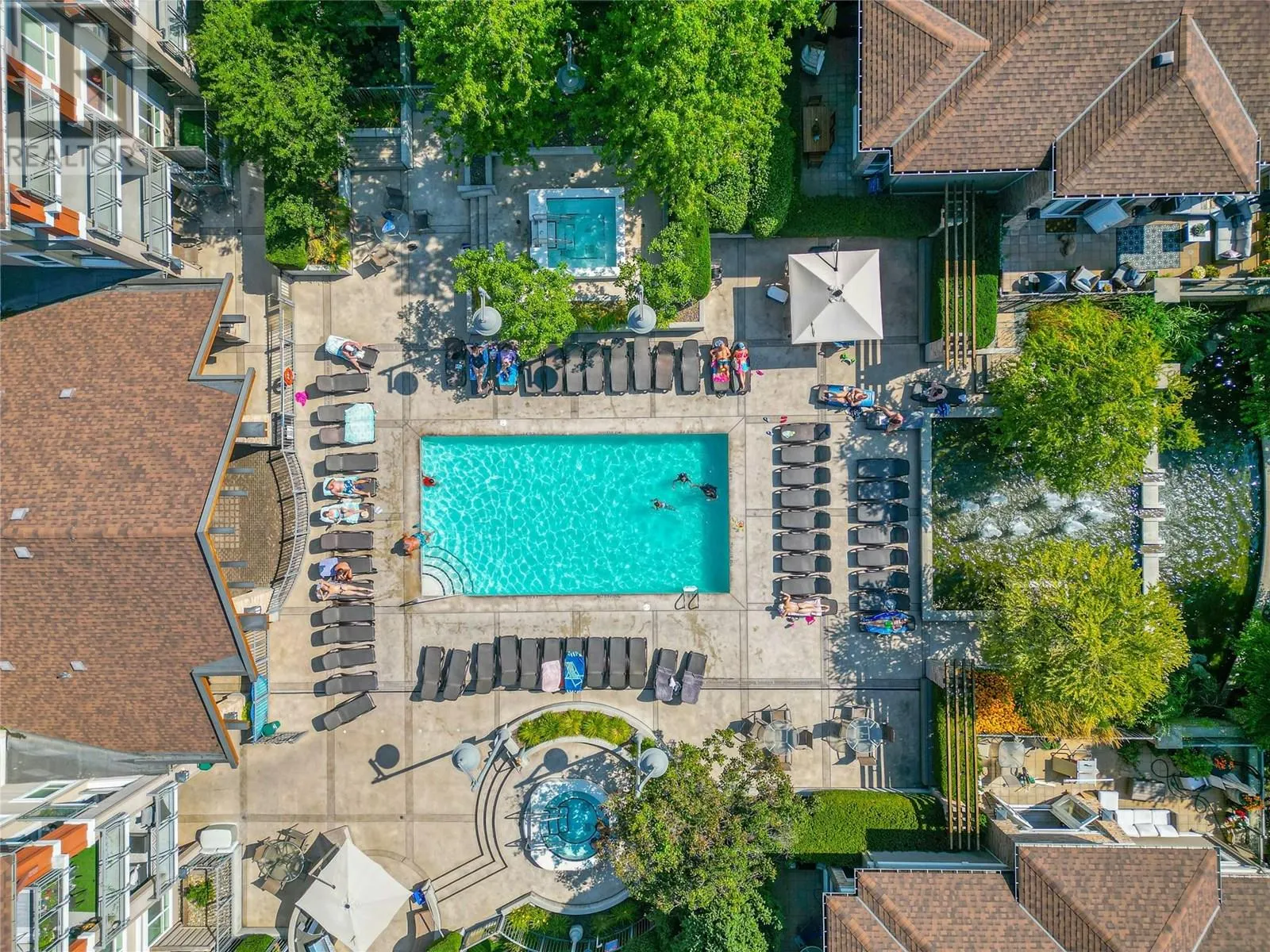1093 Sunset Drive Unit# 105