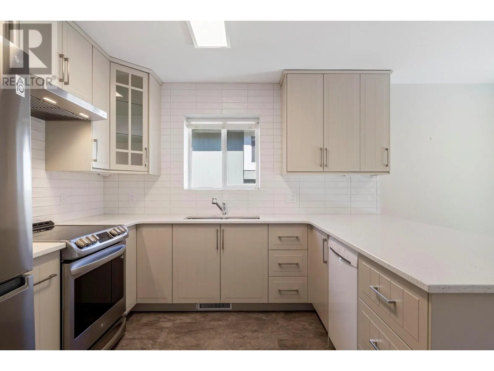 680 Valley Road Unit# 52