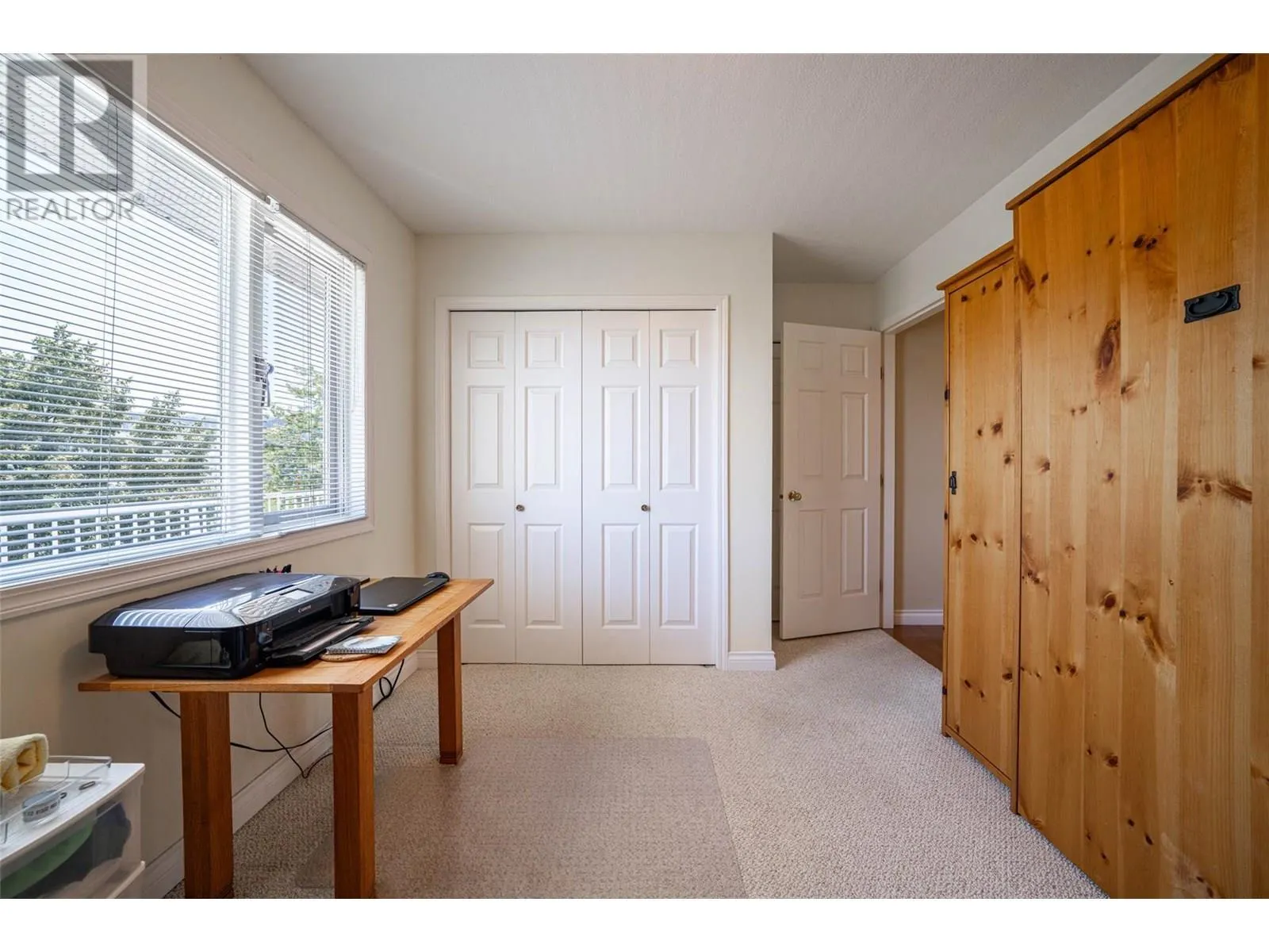160 Overlook Place