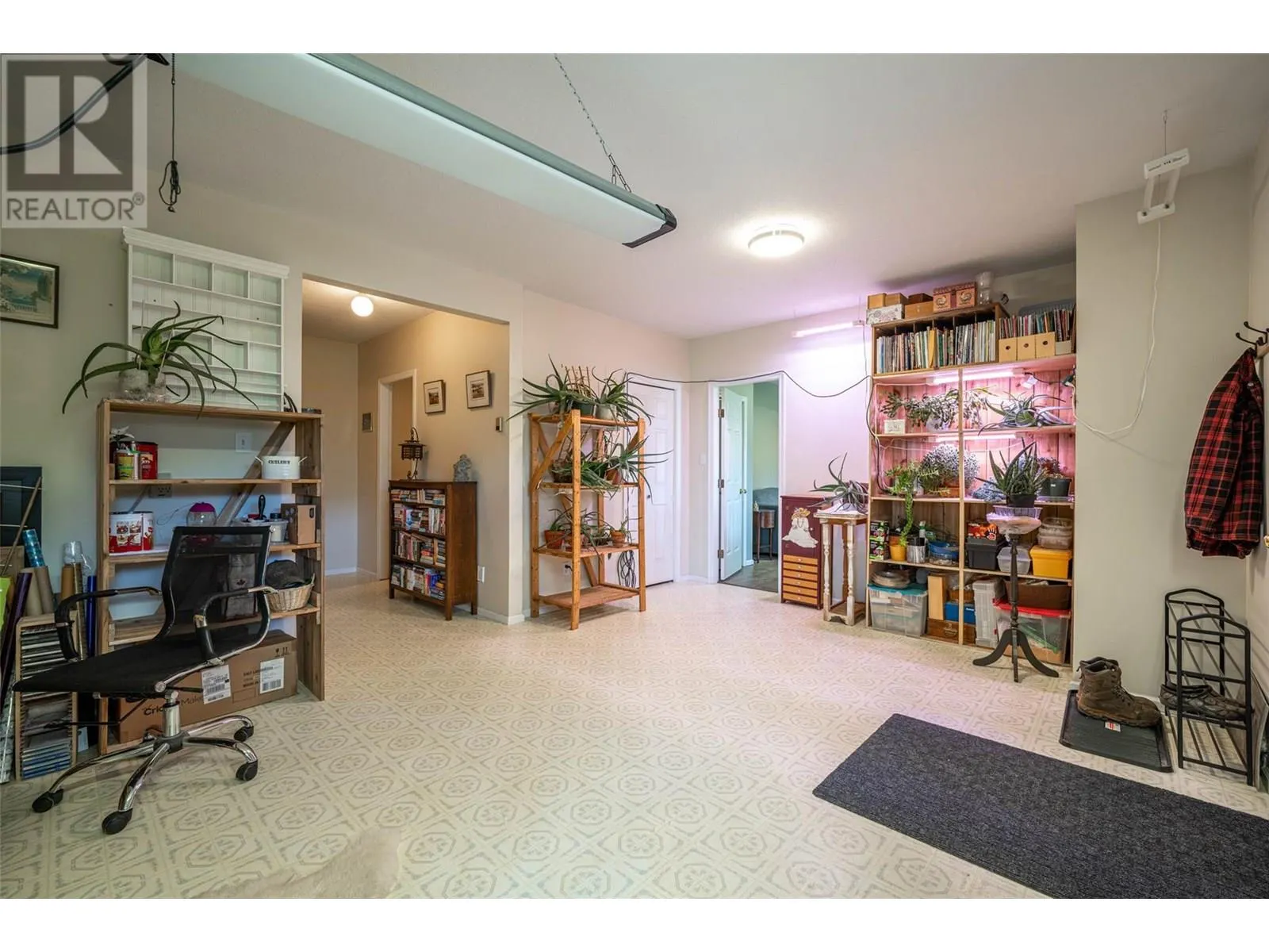 160 Overlook Place