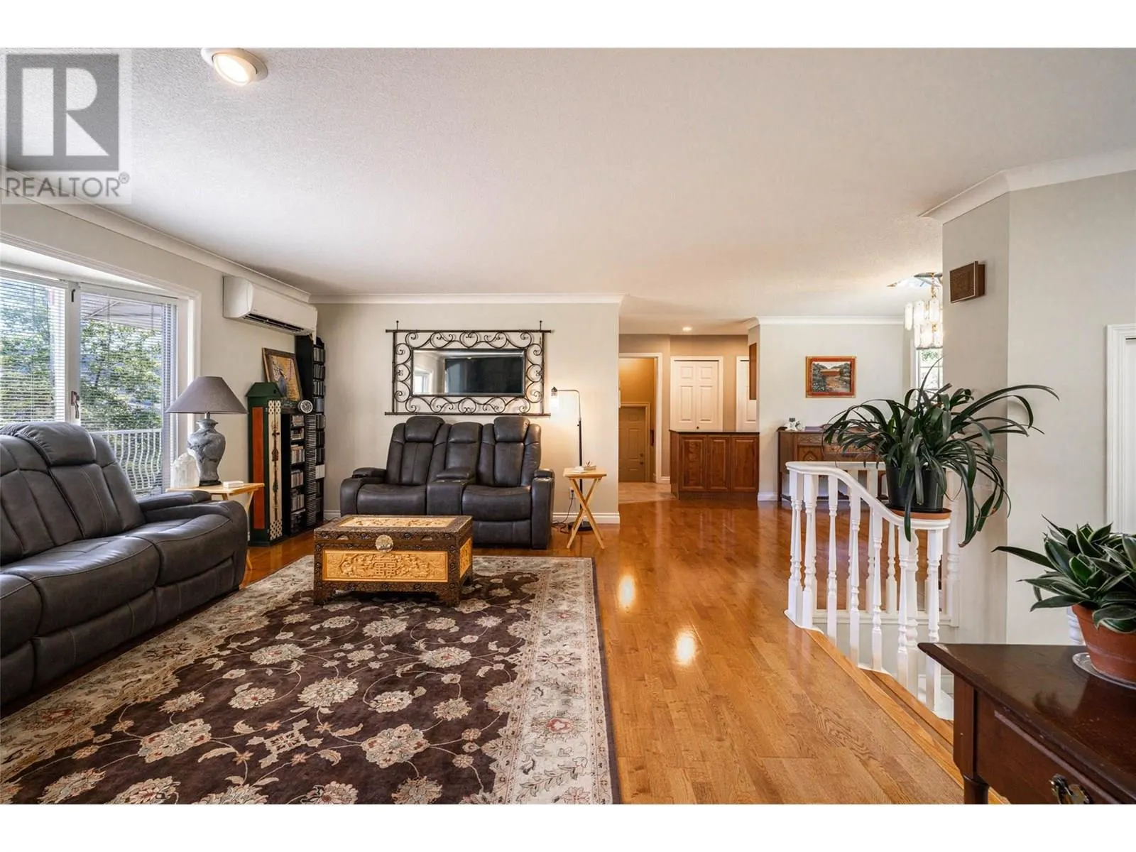 160 Overlook Place