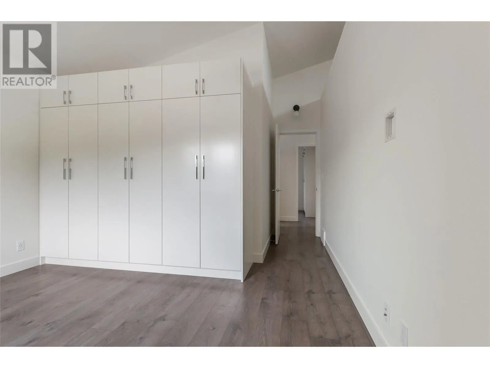 2922 Wilson Street Unit# 101