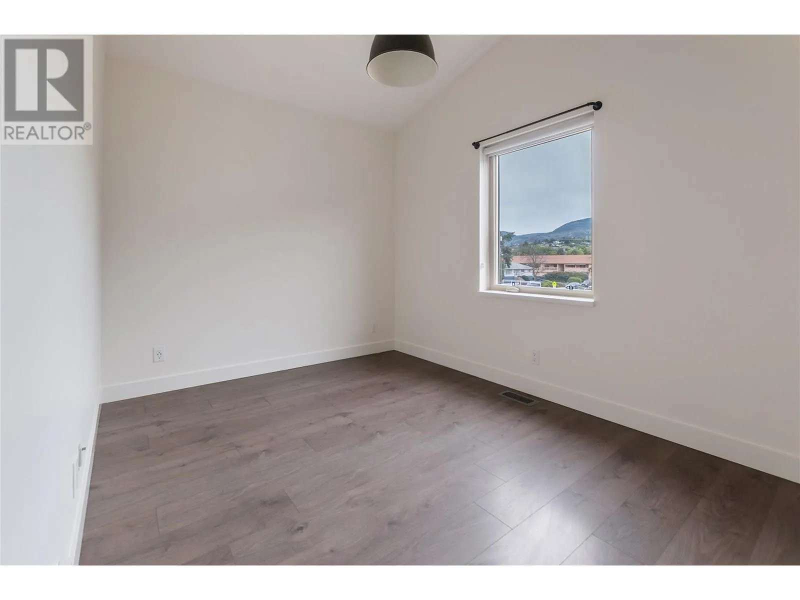 2922 Wilson Street Unit# 101