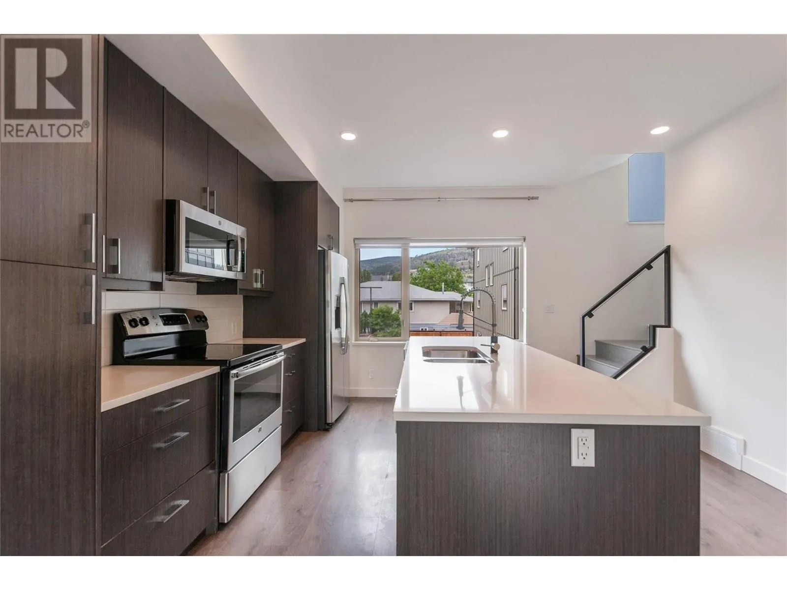 2922 Wilson Street Unit# 101