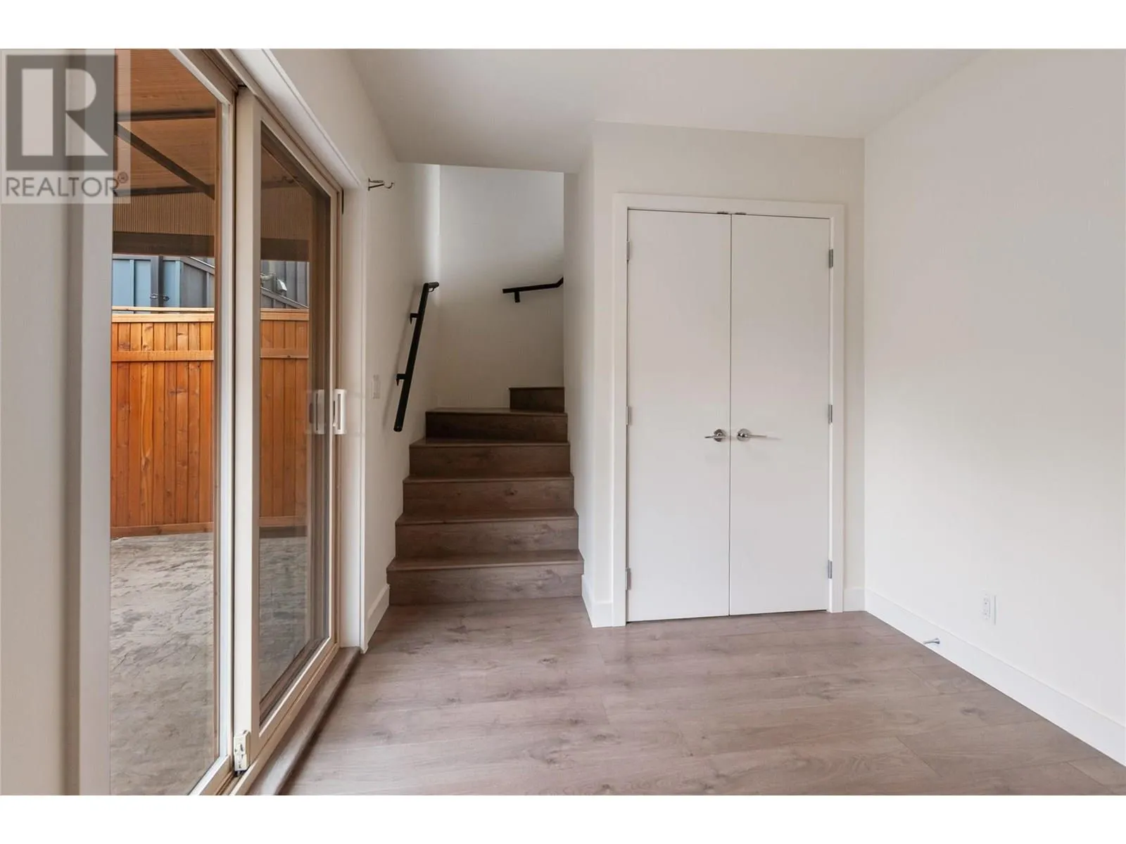 2922 Wilson Street Unit# 101