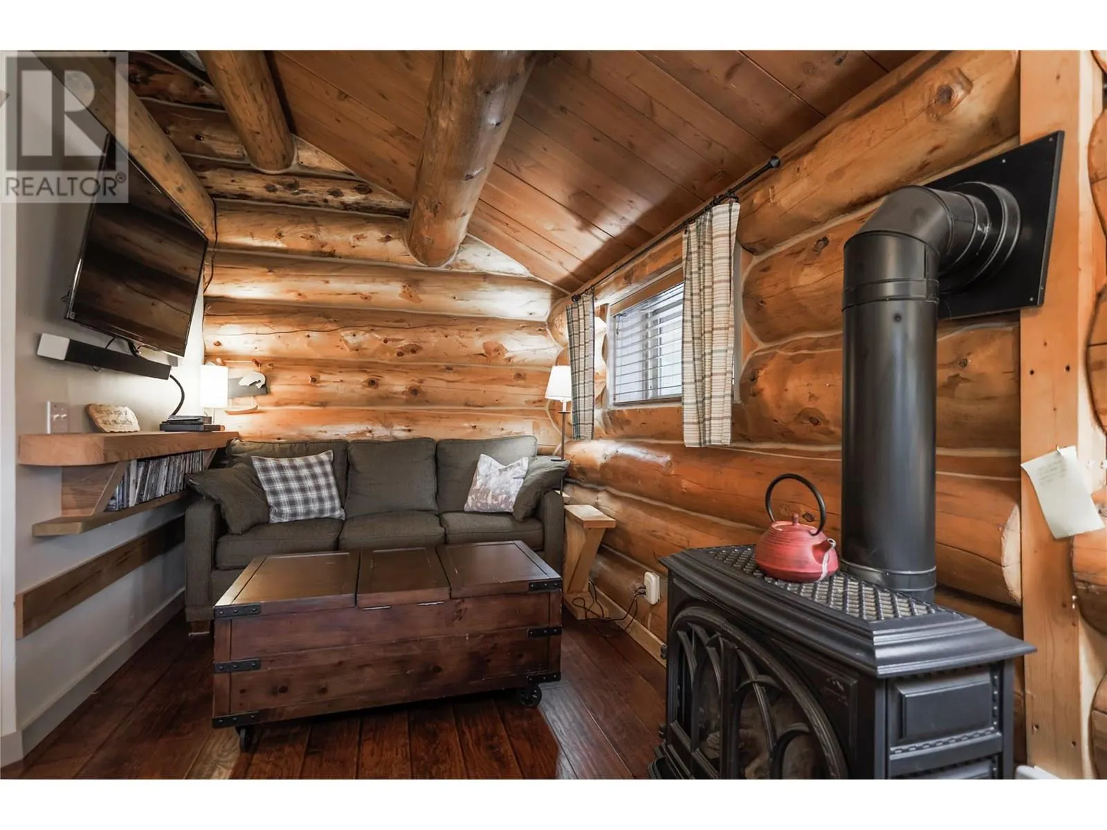 Cabin 10 Hatheume Lake Lodge
