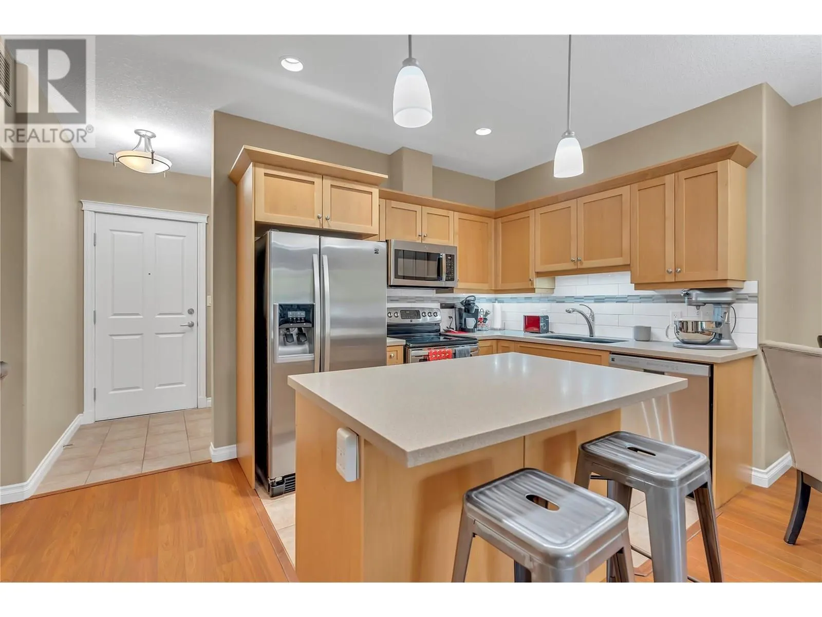 3313 Wilson Street Unit# 207