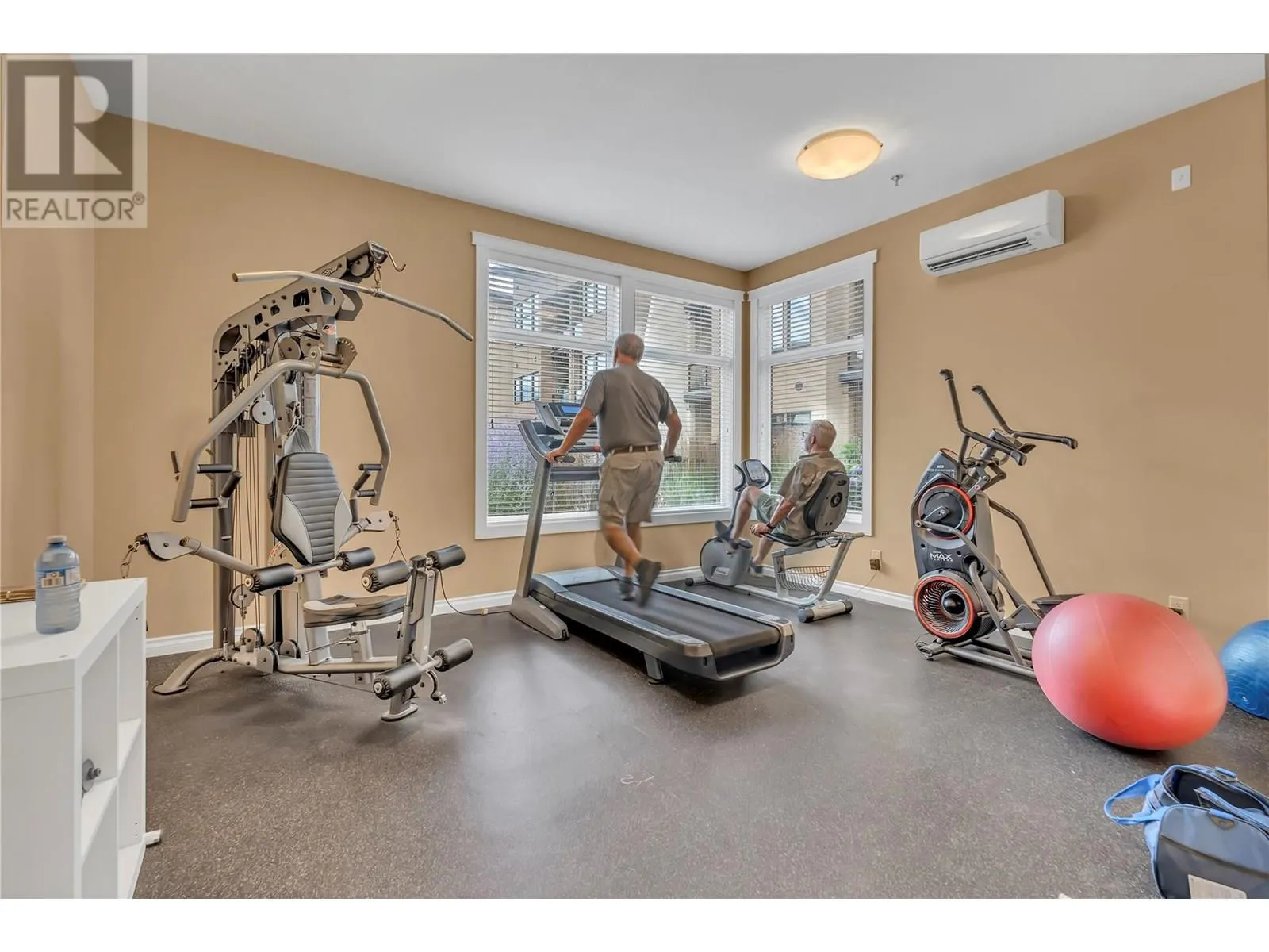3313 Wilson Street Unit# 207