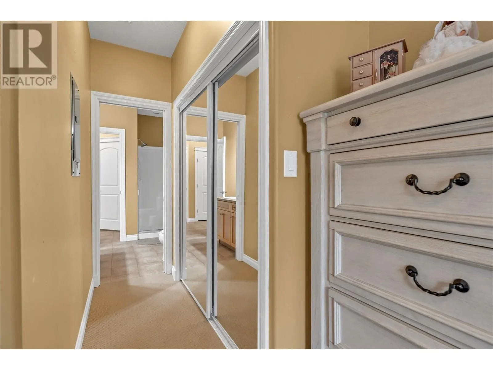 3313 Wilson Street Unit# 207