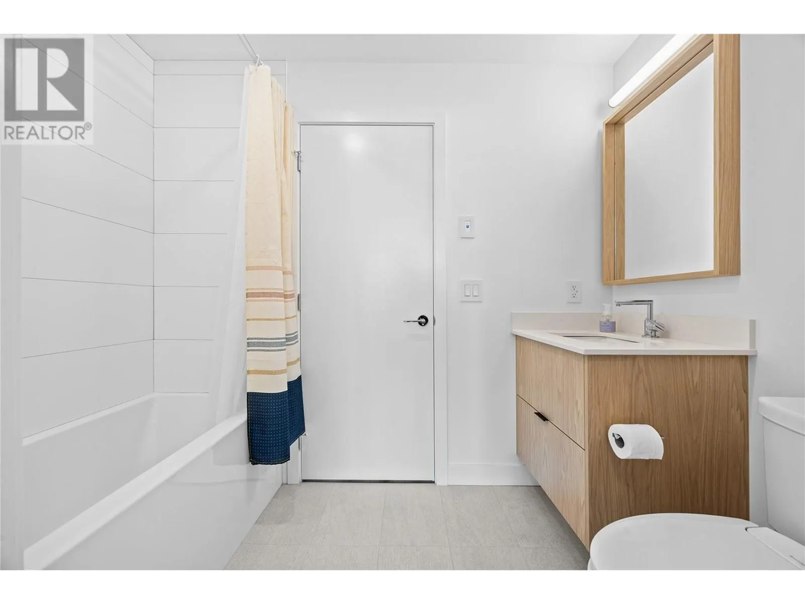 1488 Bertram Street Unit# 3201