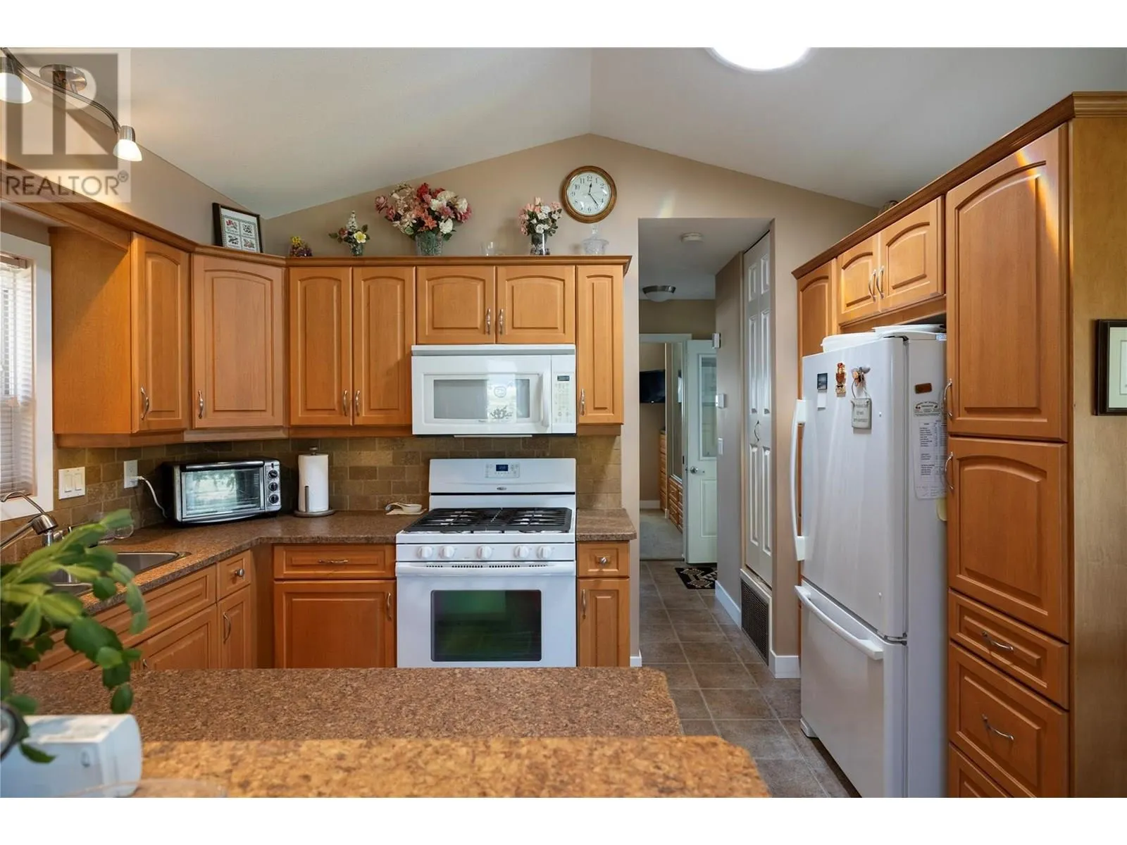 8000 Highland Road Unit# 12